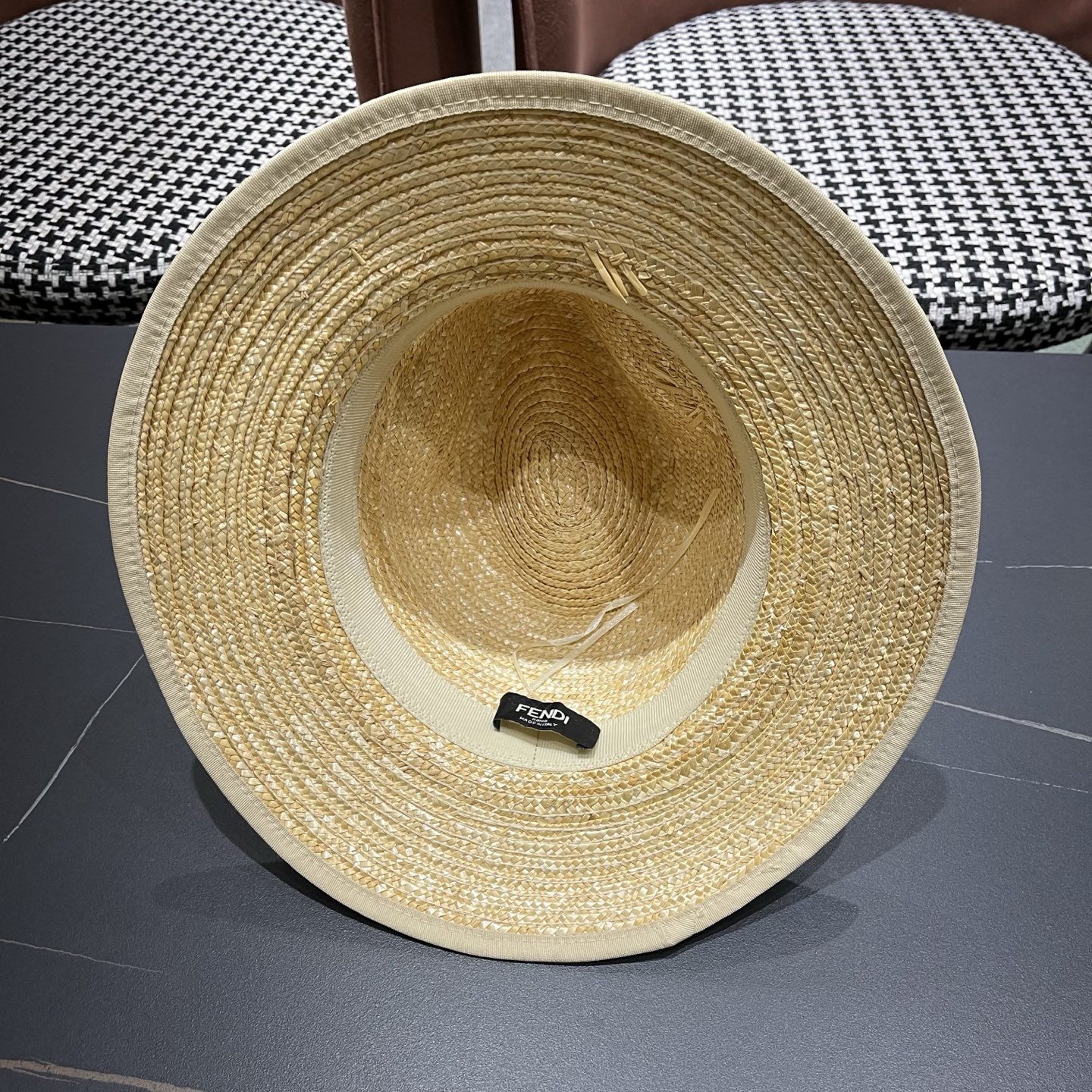 Fendi 芬迪 法式巴拿马草帽女式拍照系带海边度假大檐沙滩草编帽