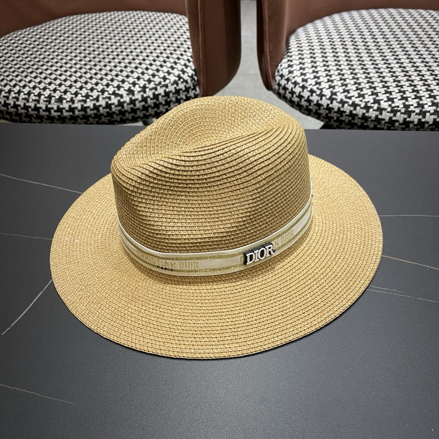 Dior迪奥 夏季草帽平檐草编沙滩帽子英伦遮阳亲子礼帽男女