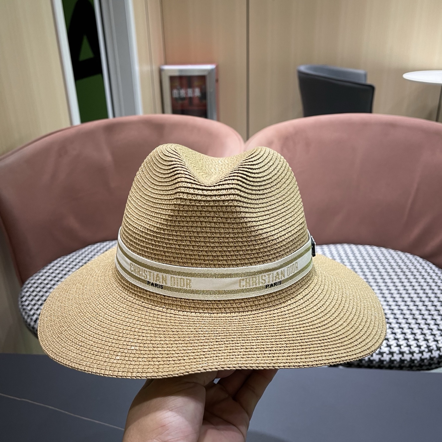 Dior迪奥 夏季草帽平檐草编沙滩帽子英伦遮阳亲子礼帽男女