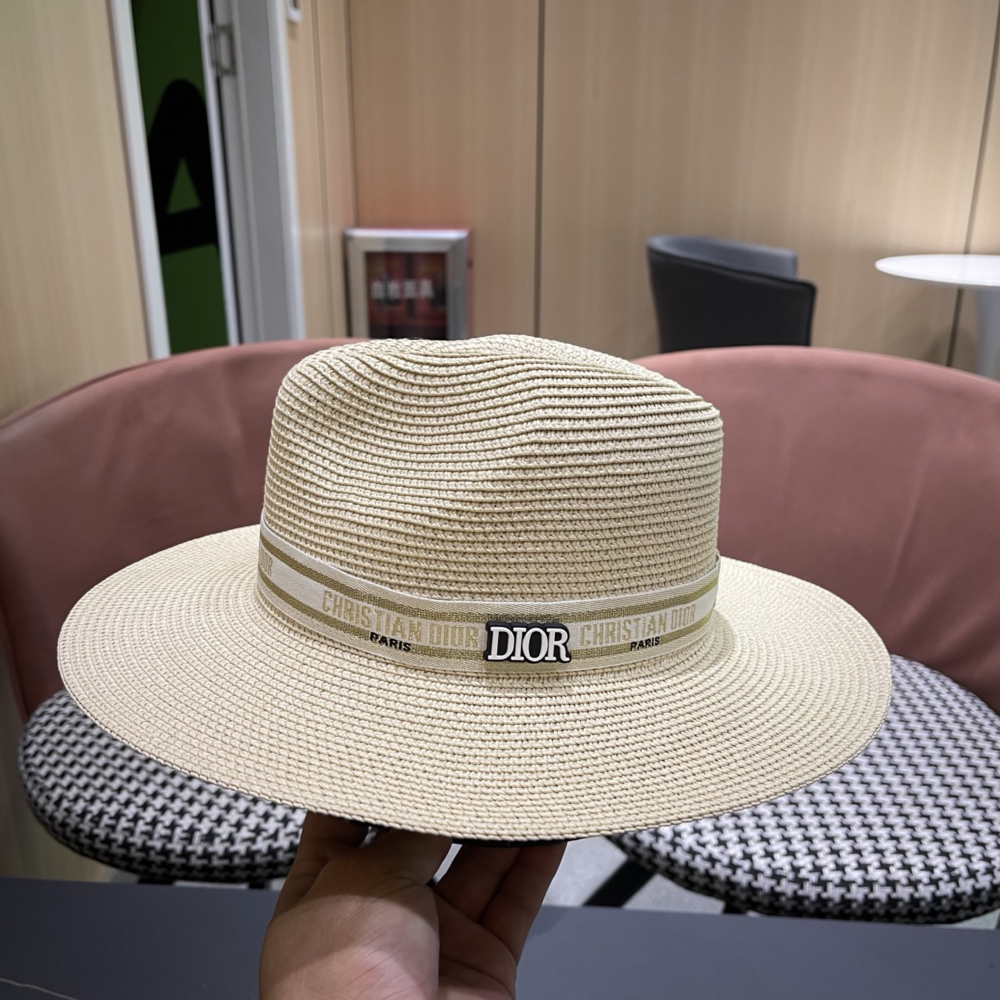 Dior迪奥 夏季草帽平檐草编沙滩帽子英伦遮阳亲子礼帽男女