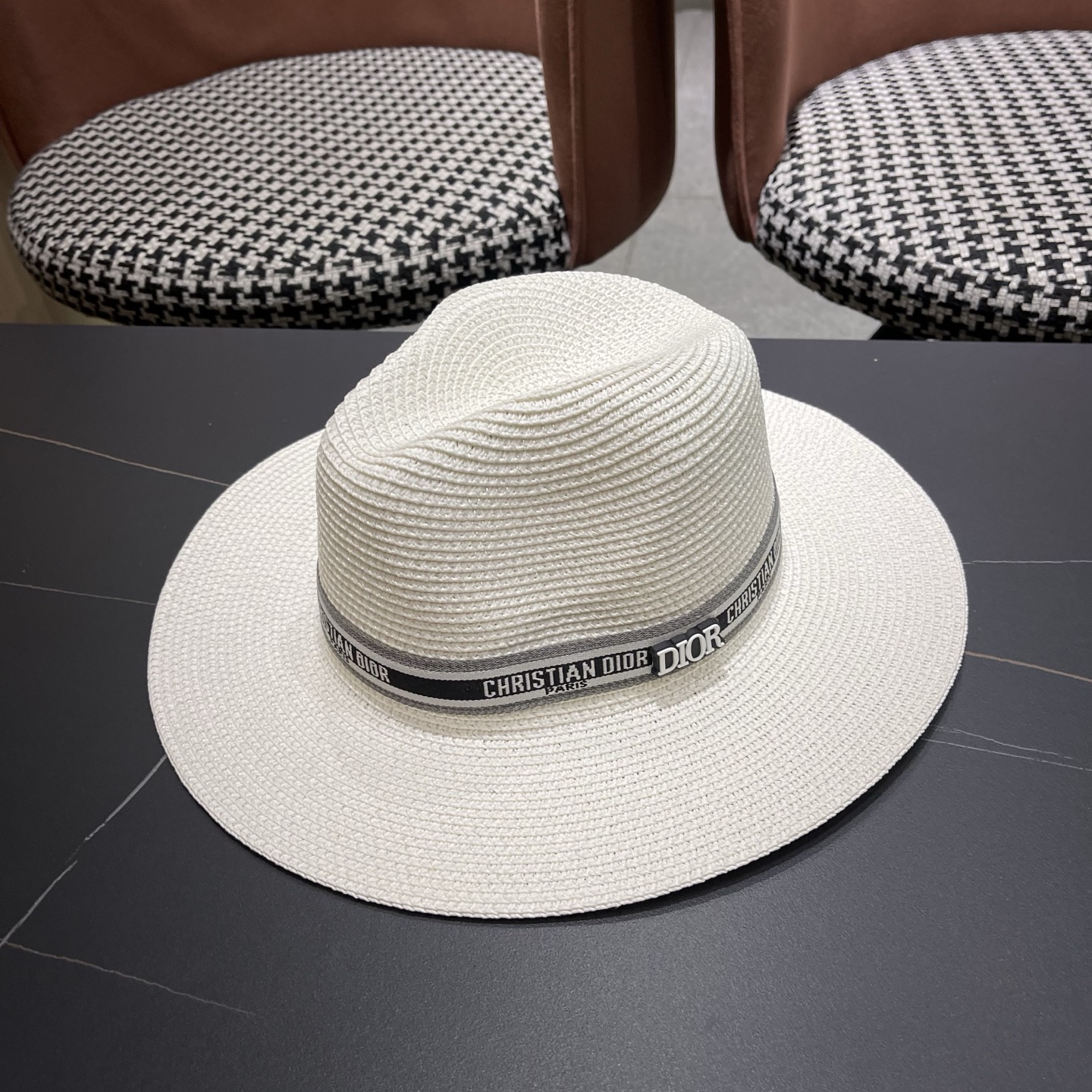 Dior迪奥 夏季草帽平檐草编沙滩帽子英伦遮阳亲子礼帽男女
