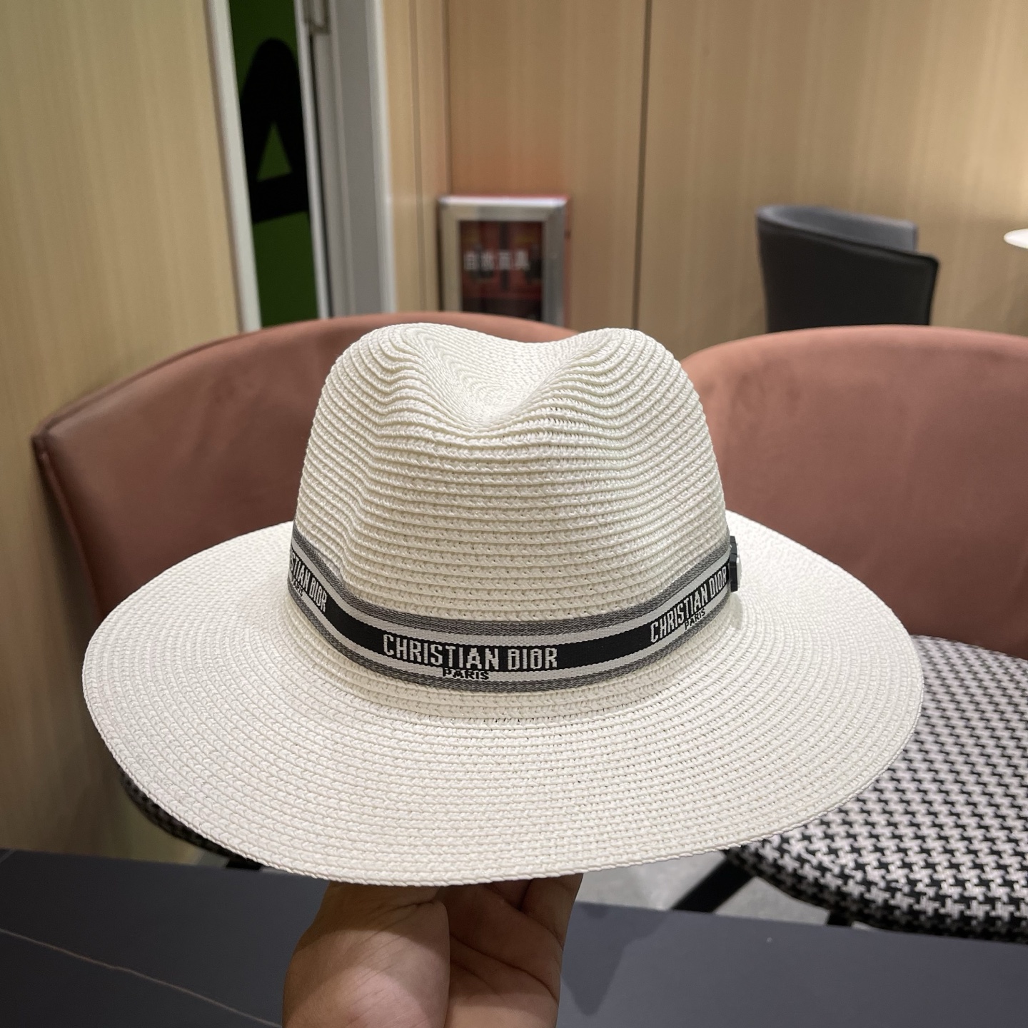 Dior迪奥 夏季草帽平檐草编沙滩帽子英伦遮阳亲子礼帽男女