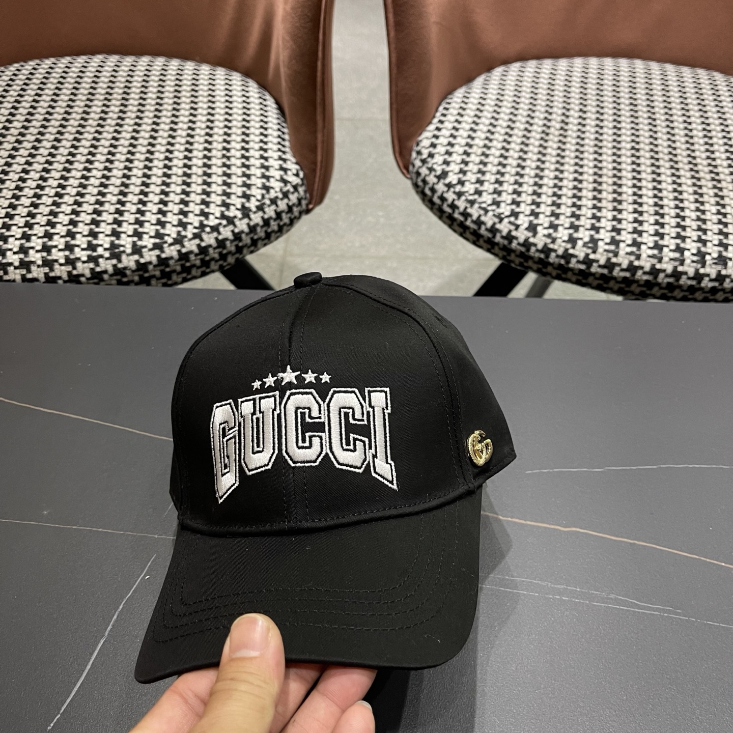 古奇棒球帽♥️GUCCI🧢官网新品，棒球帽，原单品质火爆来袭 高档大气上档次！低调奢华，方便携带！跑量！