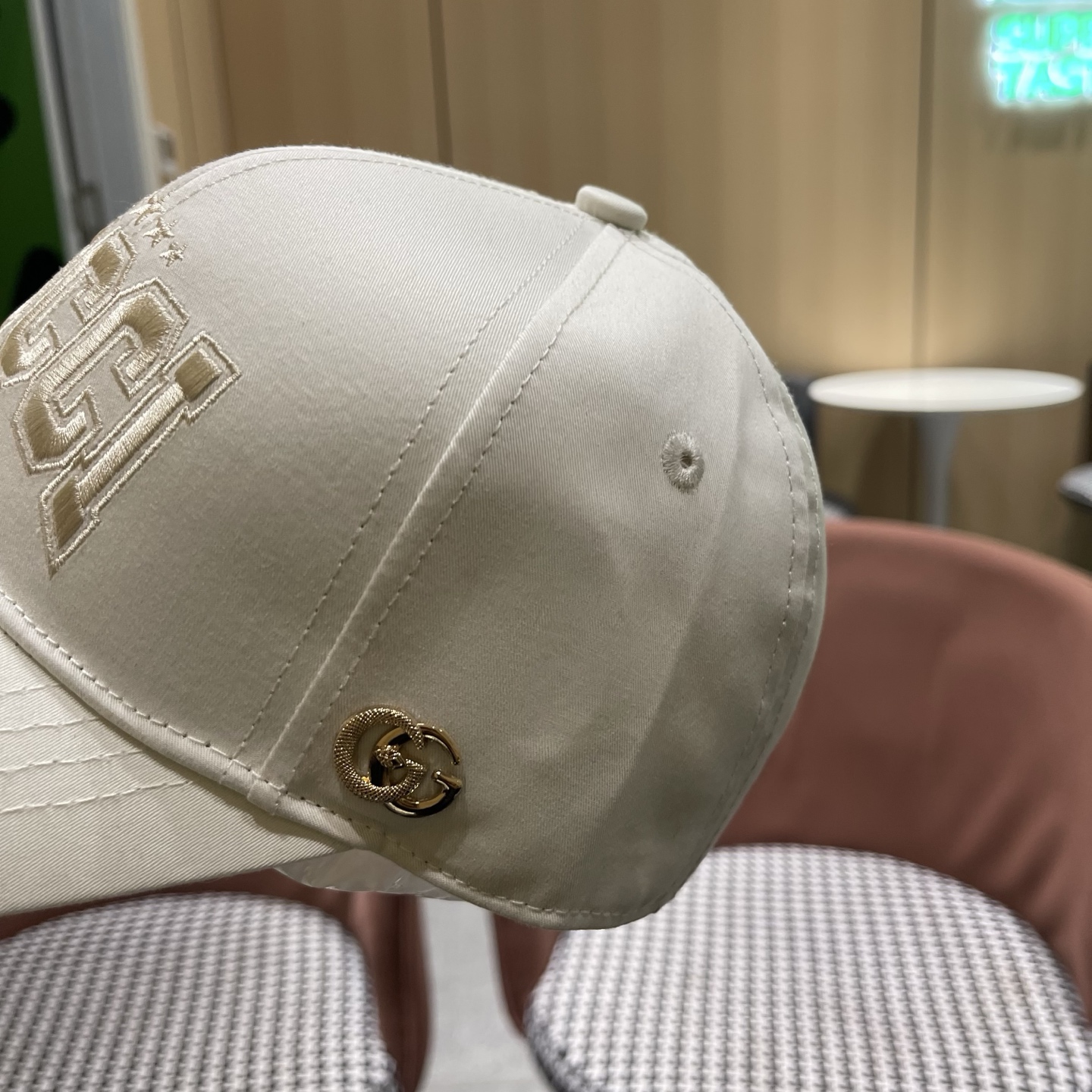 古奇棒球帽♥️GUCCI🧢官网新品，棒球帽，原单品质火爆来袭 高档大气上档次！低调奢华，方便携带！跑量！