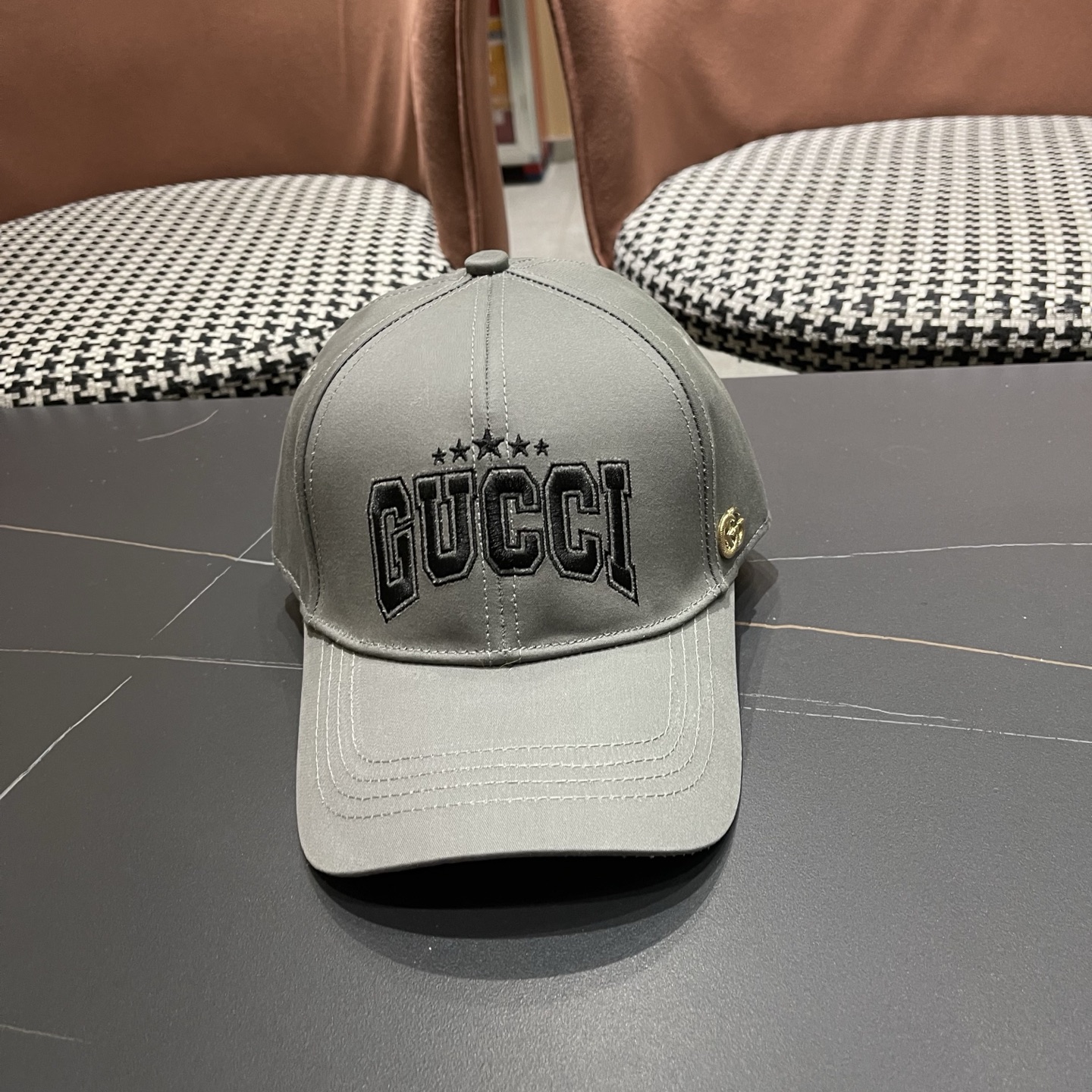 古奇棒球帽♥️GUCCI🧢官网新品，棒球帽，原单品质火爆来袭 高档大气上档次！低调奢华，方便携带！跑量！