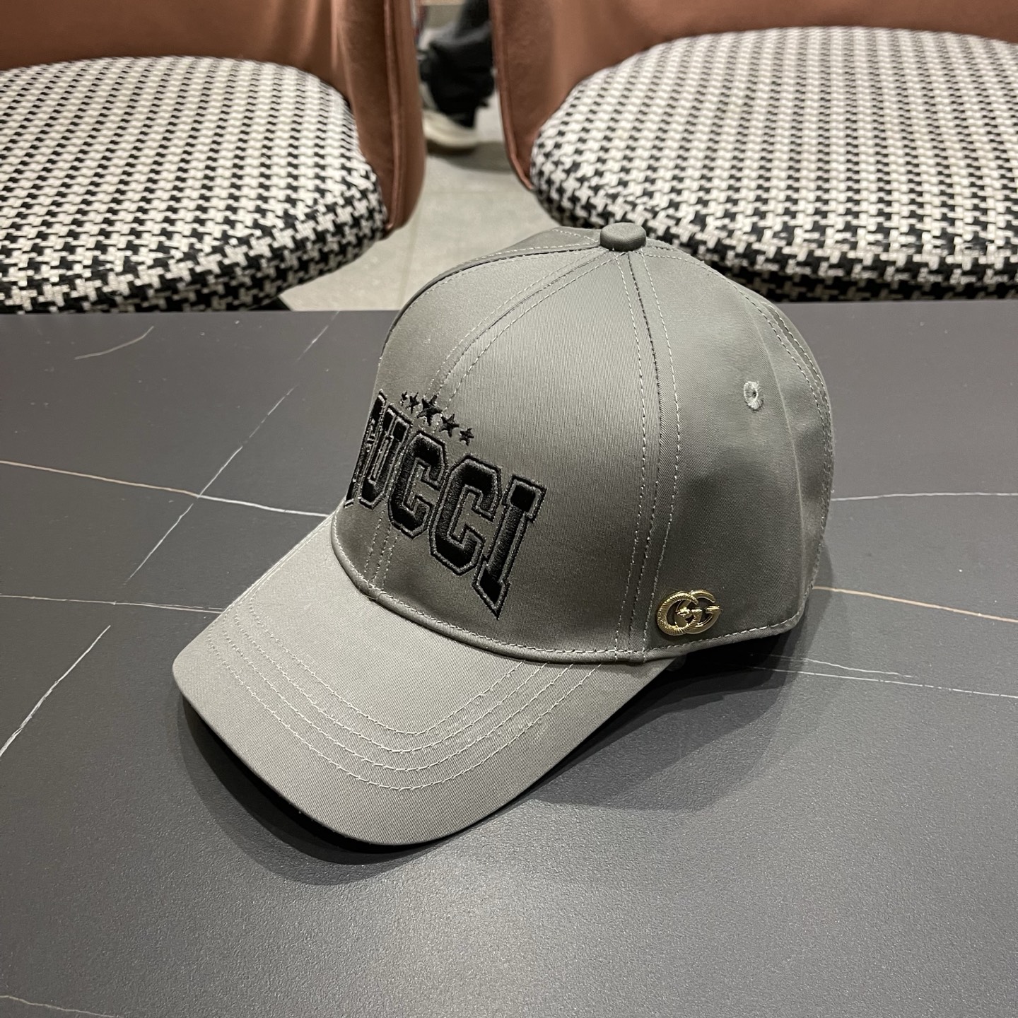 古奇棒球帽♥️GUCCI🧢官网新品，棒球帽，原单品质火爆来袭 高档大气上档次！低调奢华，方便携带！跑量！