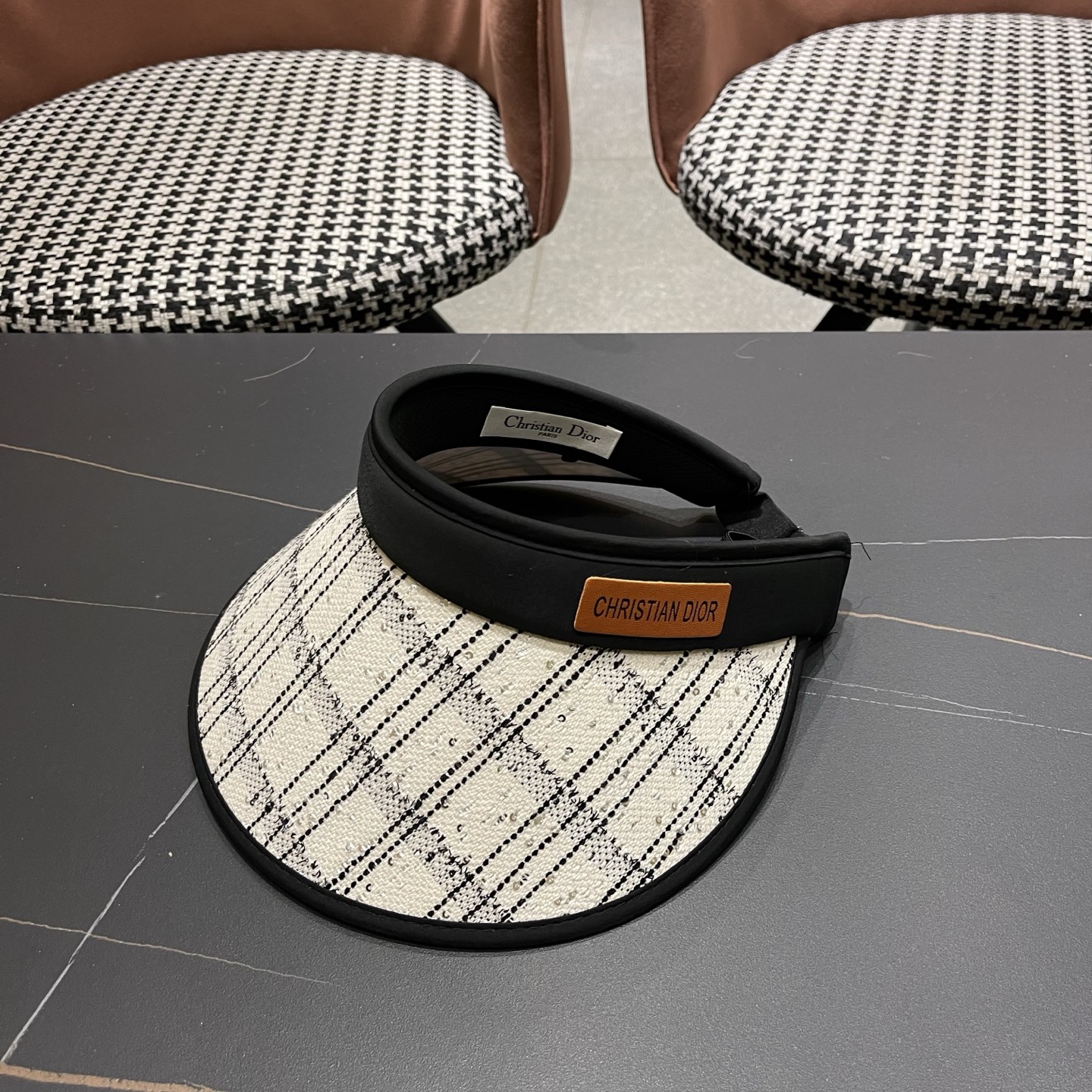 NO:897294,Dior summer large brim empty top sun hat for women outdoor cycling anti-UV sun hat sun hat to cover face hat straw hat fisherman hat baseball cap, hat, dior, dior, espadrilles, hats19860909迪奥Dior 夏季大帽檐空顶防晒帽女户外骑车防紫外线太阳帽子遮阳帽遮脸帽子草帽渔夫帽棒球帽,帽子,dior,dior,espadrilles,hats,hat