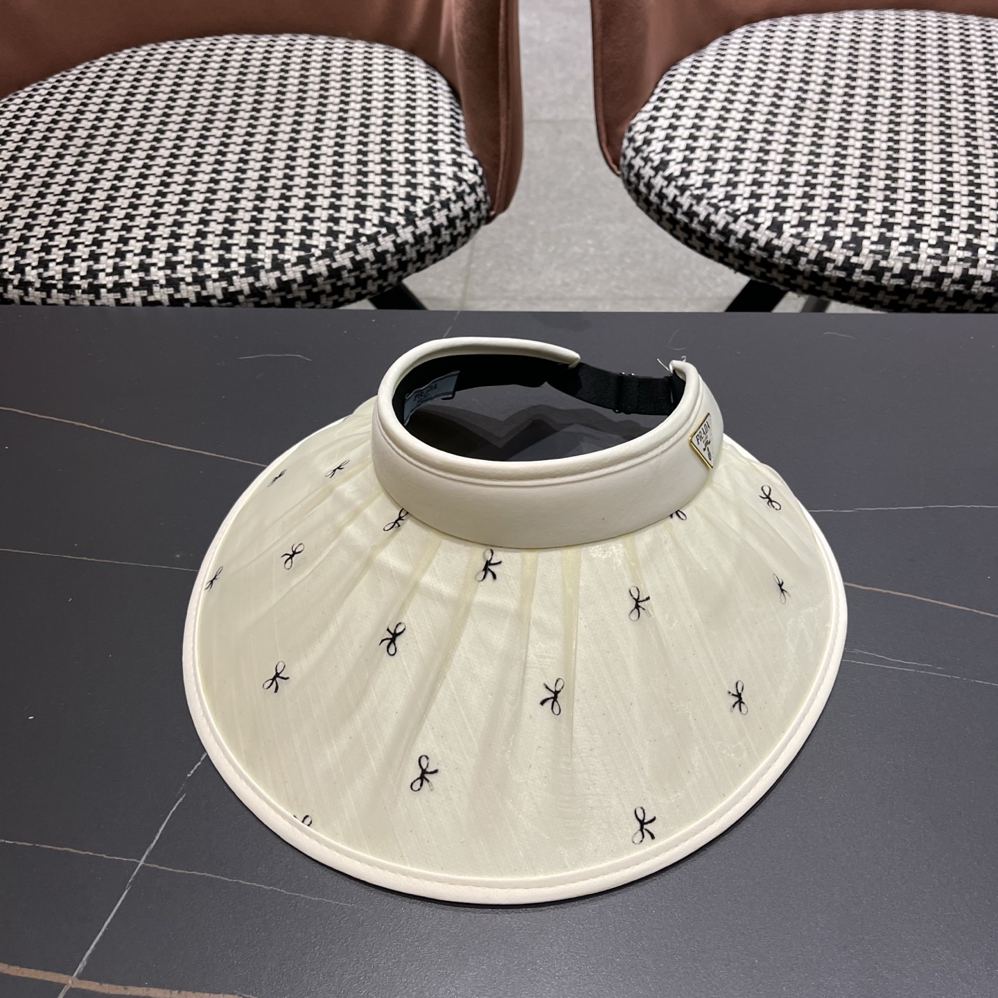 PRADA普拉达 空顶帽可折叠蕾丝夏季防晒遮阳帽大帽 檐防紫外线编织太阳帽子
