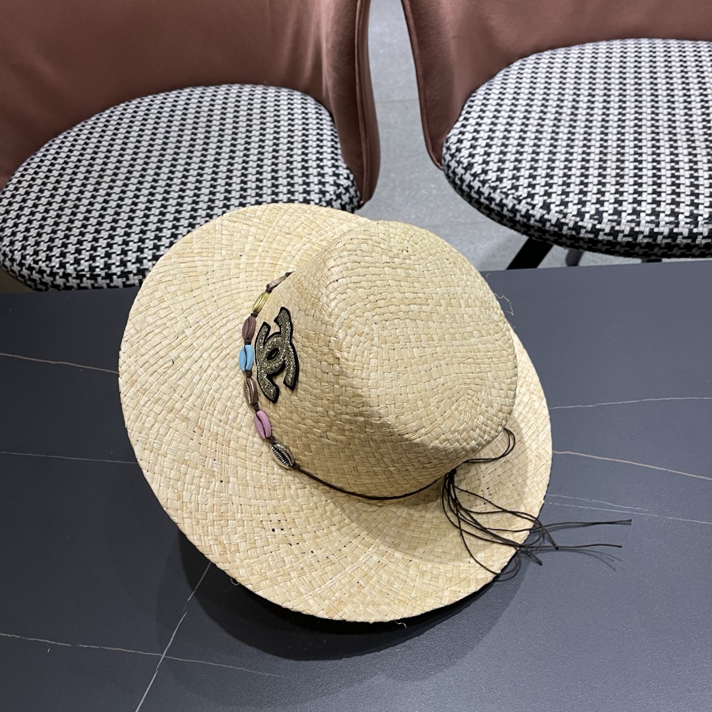 CHANEL香奈儿 简约串珠民族风平顶草帽男女夏季百搭草编防晒遮阳帽子海边沙滩帽