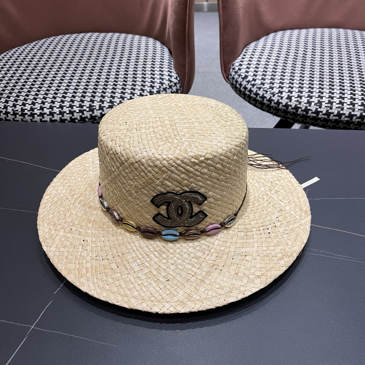 CHANEL香奈儿 简约串珠民族风平顶草帽男女夏季百搭草编防晒遮阳帽子海边沙滩帽