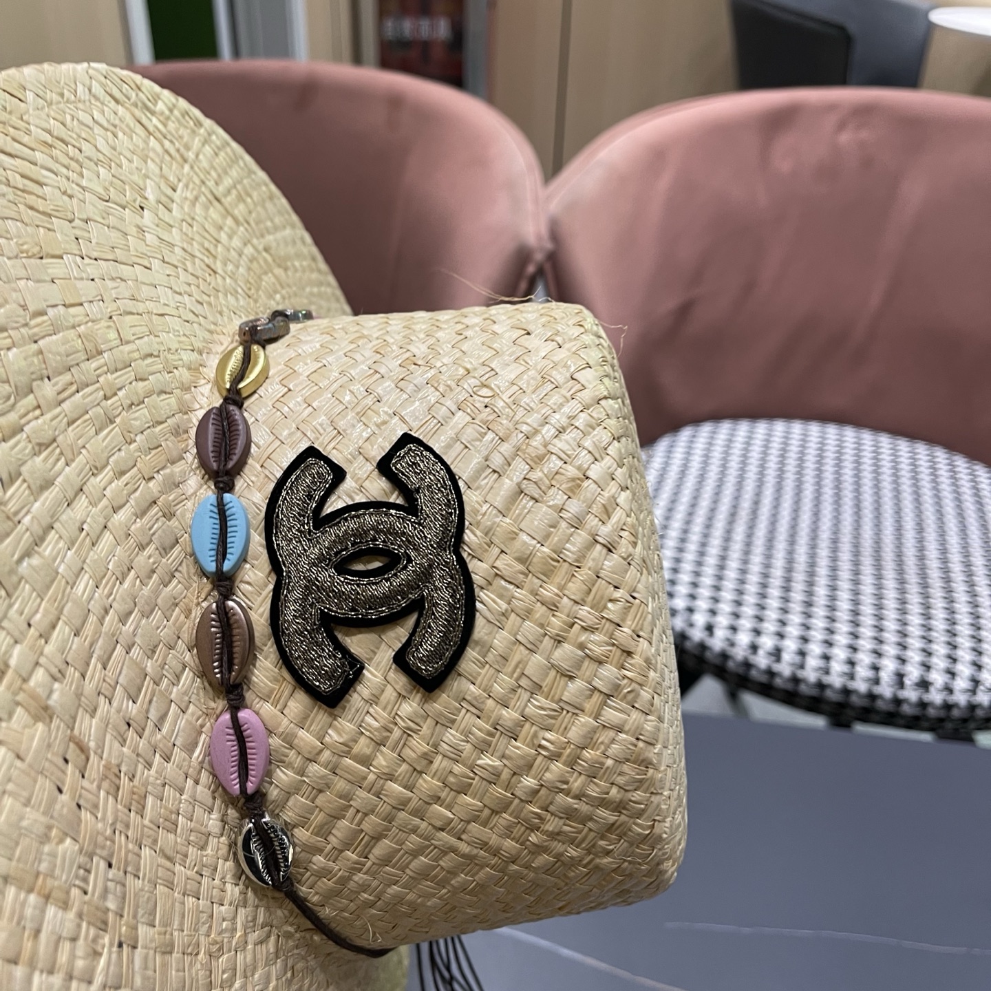 CHANEL香奈儿 简约串珠民族风平顶草帽男女夏季百搭草编防晒遮阳帽子海边沙滩帽