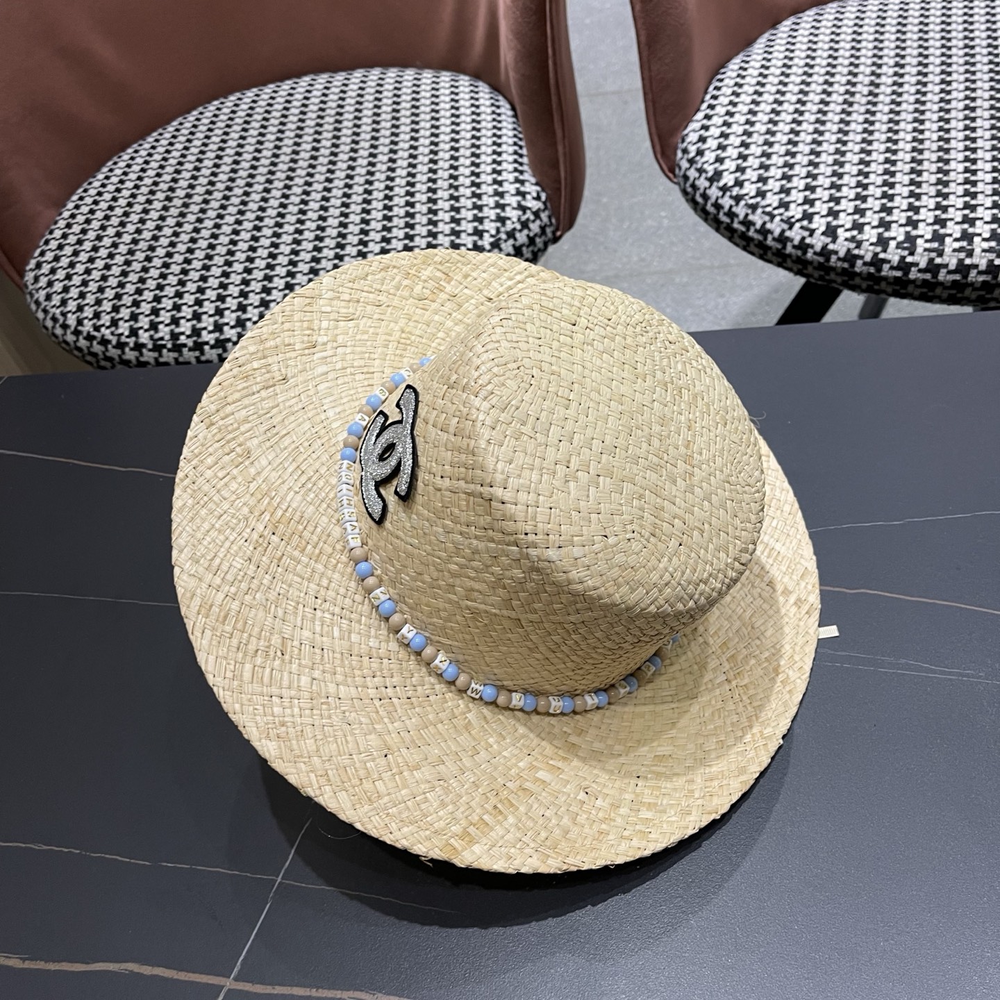 CHANEL香奈儿 简约串珠民族风平顶草帽男女夏季百搭草编防晒遮阳帽子海边沙滩帽
