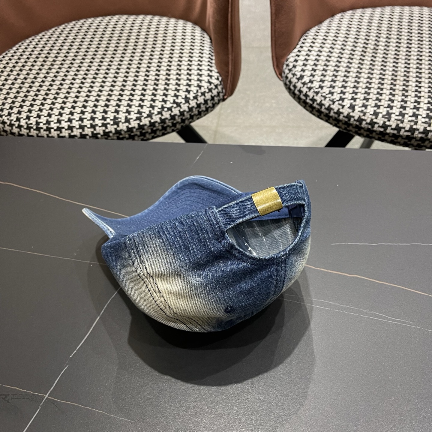 路易威登牛仔洗水棒球帽 LouisVuitton😍新款LV棒球帽，高端大气，百搭款🤗男女通用！跑量！