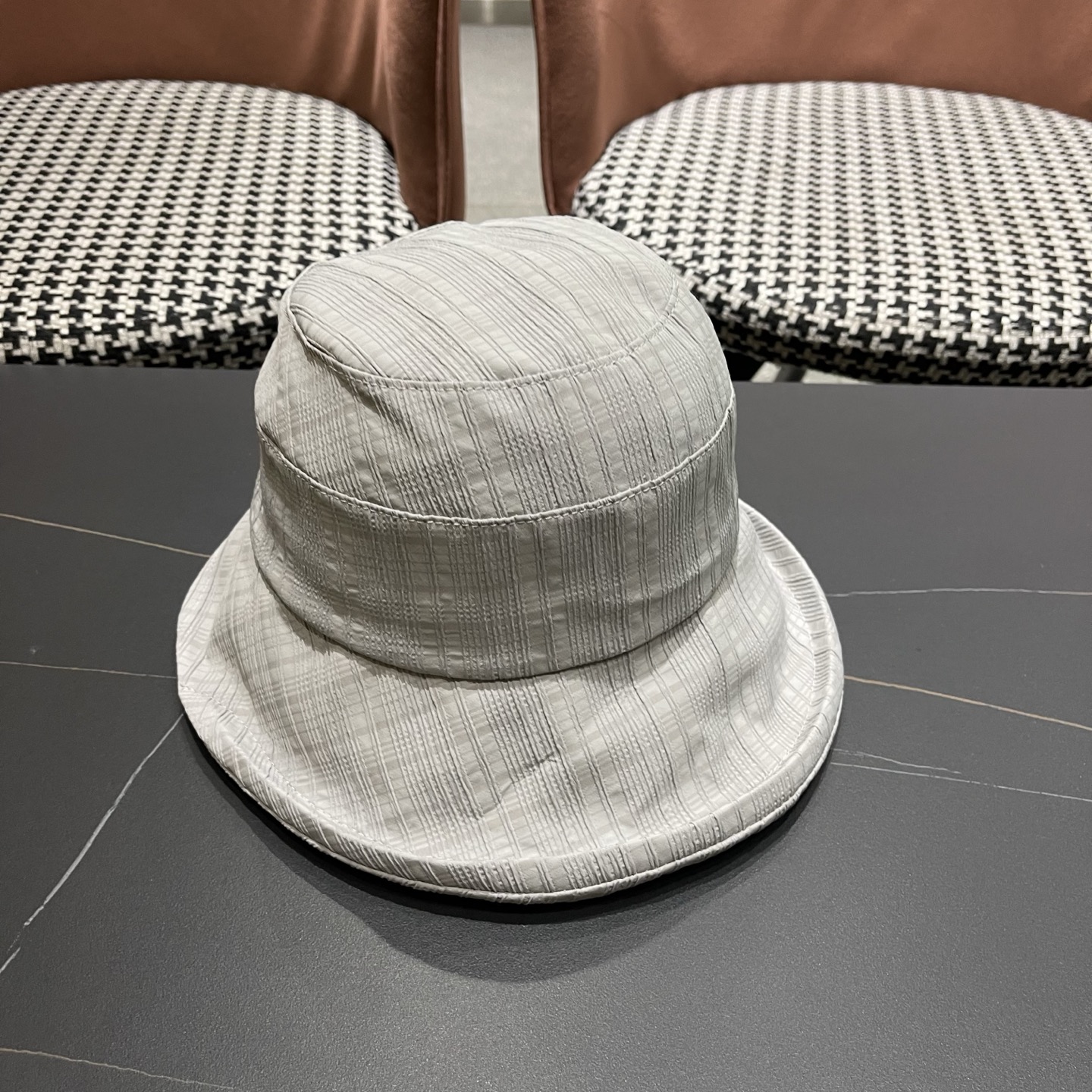 迪奥Dior 帽子女春夏新款防晒遮阳帽户外卷边透气日系盆帽显脸小渔夫帽子潮