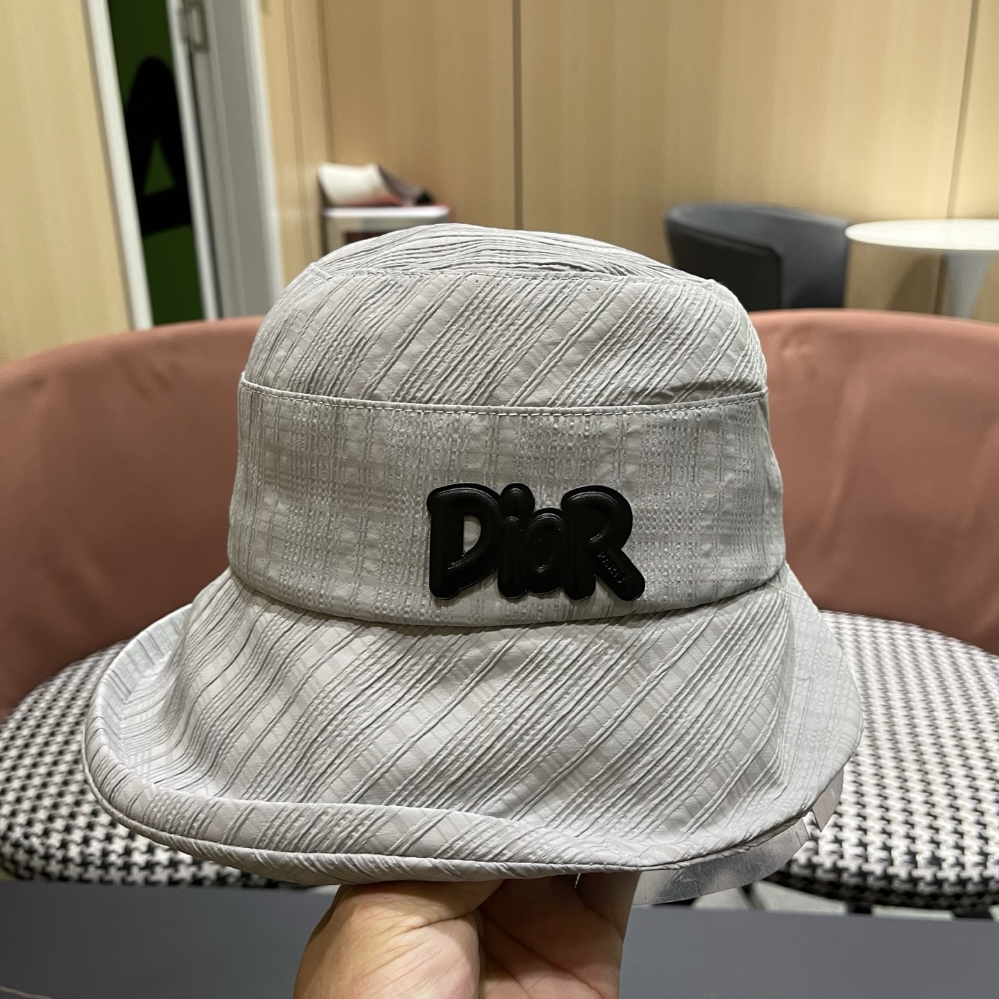 迪奥Dior 帽子女春夏新款防晒遮阳帽户外卷边透气日系盆帽显脸小渔夫帽子潮