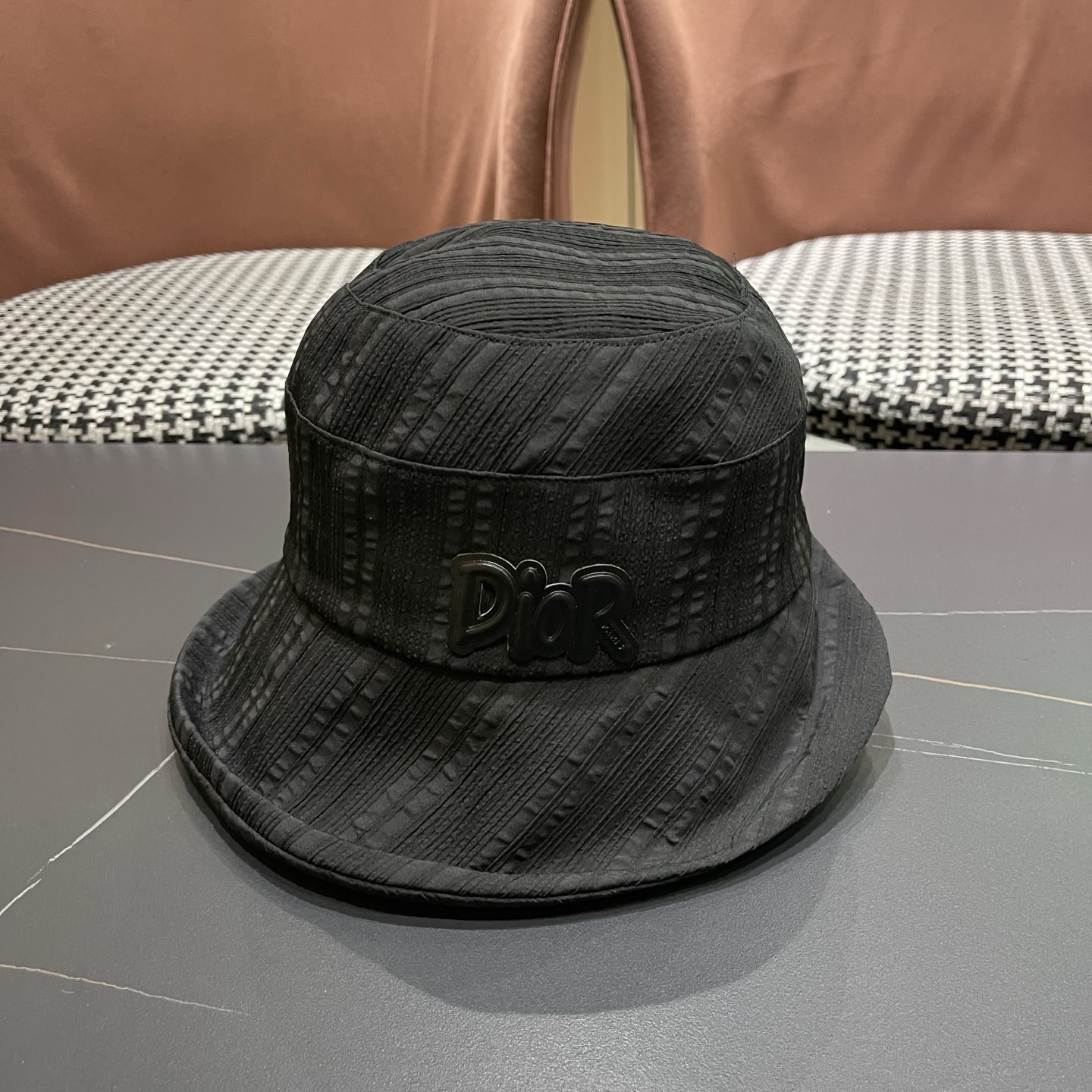 迪奥Dior 帽子女春夏新款防晒遮阳帽户外卷边透气日系盆帽显脸小渔夫帽子潮