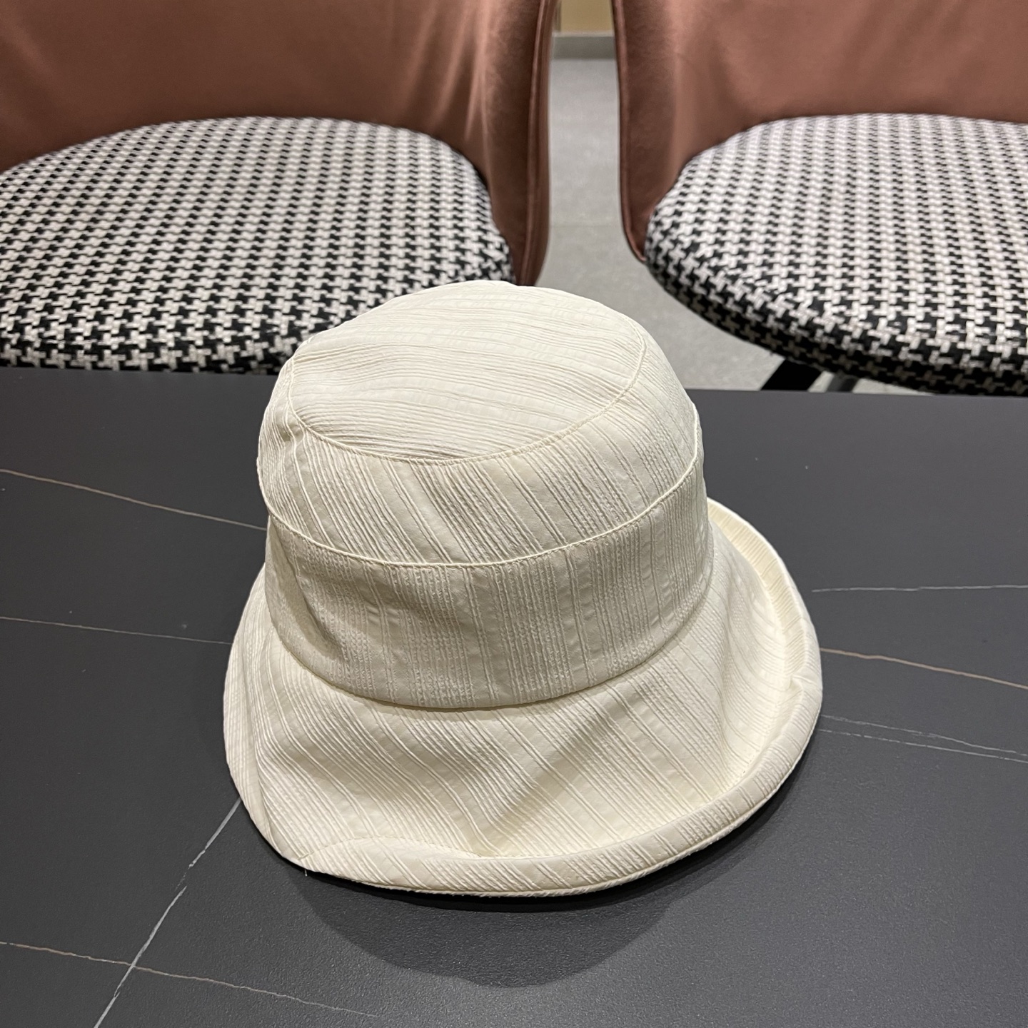 迪奥Dior 帽子女春夏新款防晒遮阳帽户外卷边透气日系盆帽显脸小渔夫帽子潮