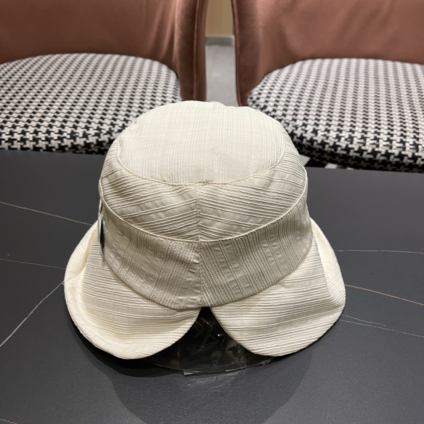 迪奥Dior 帽子女春夏新款防晒遮阳帽户外卷边透气日系盆帽显脸小渔夫帽子潮