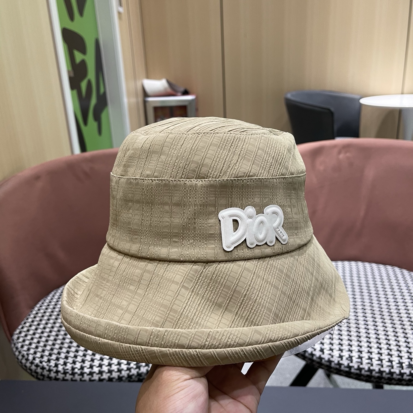 迪奥Dior 帽子女春夏新款防晒遮阳帽户外卷边透气日系盆帽显脸小渔夫帽子潮