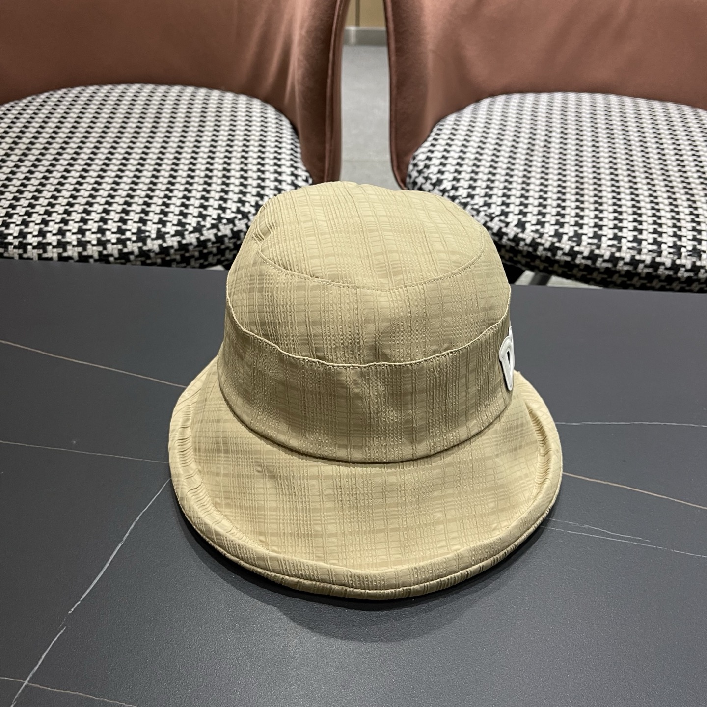 迪奥Dior 帽子女春夏新款防晒遮阳帽户外卷边透气日系盆帽显脸小渔夫帽子潮