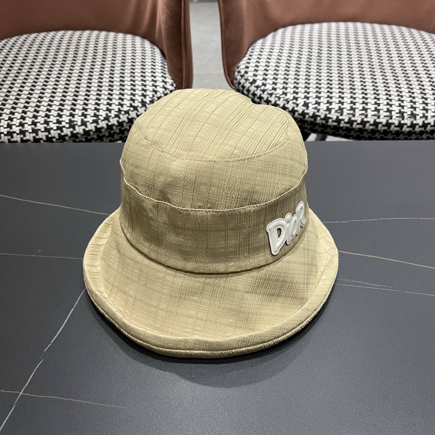 迪奥Dior 帽子女春夏新款防晒遮阳帽户外卷边透气日系盆帽显脸小渔夫帽子潮