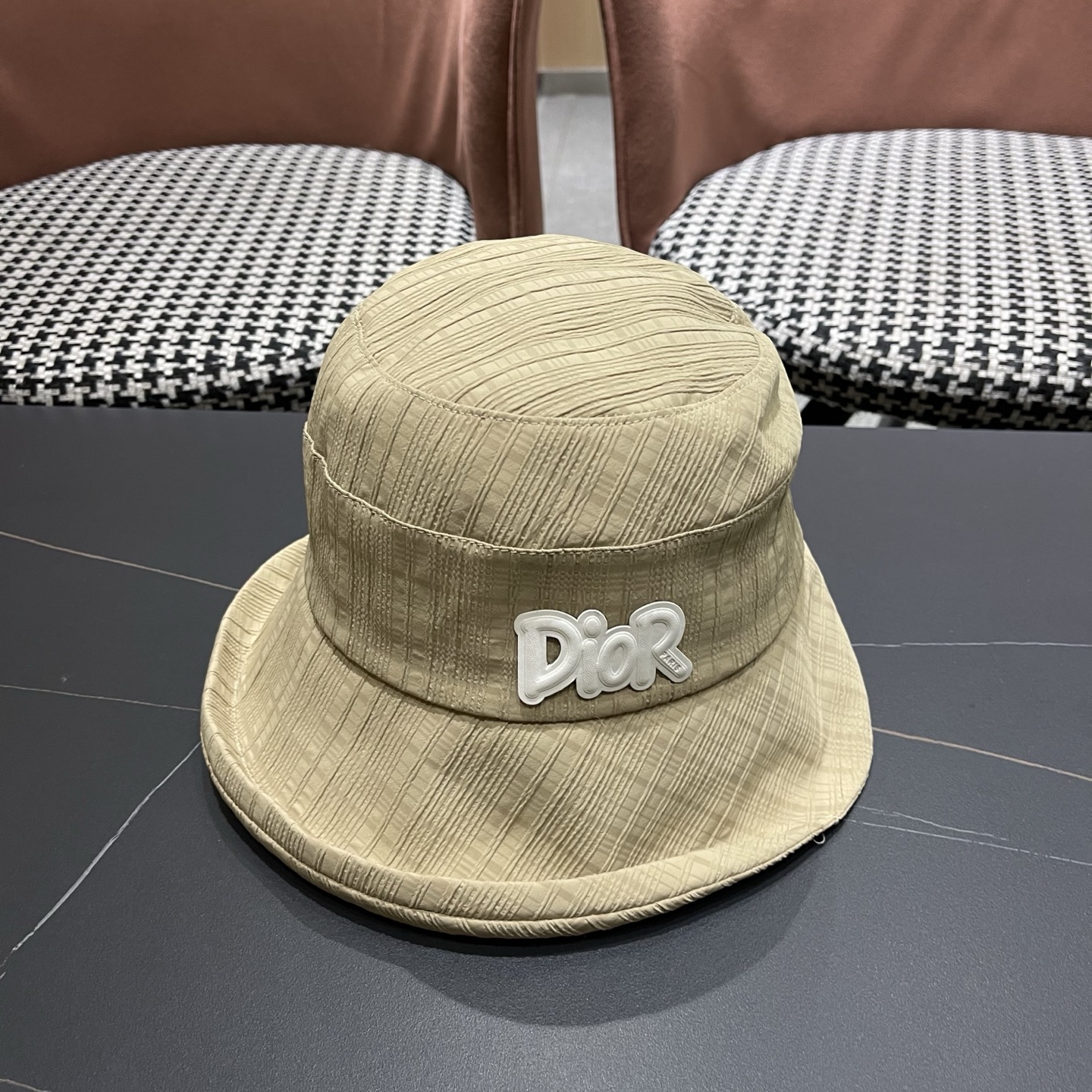 迪奥Dior 帽子女春夏新款防晒遮阳帽户外卷边透气日系盆帽显脸小渔夫帽子潮