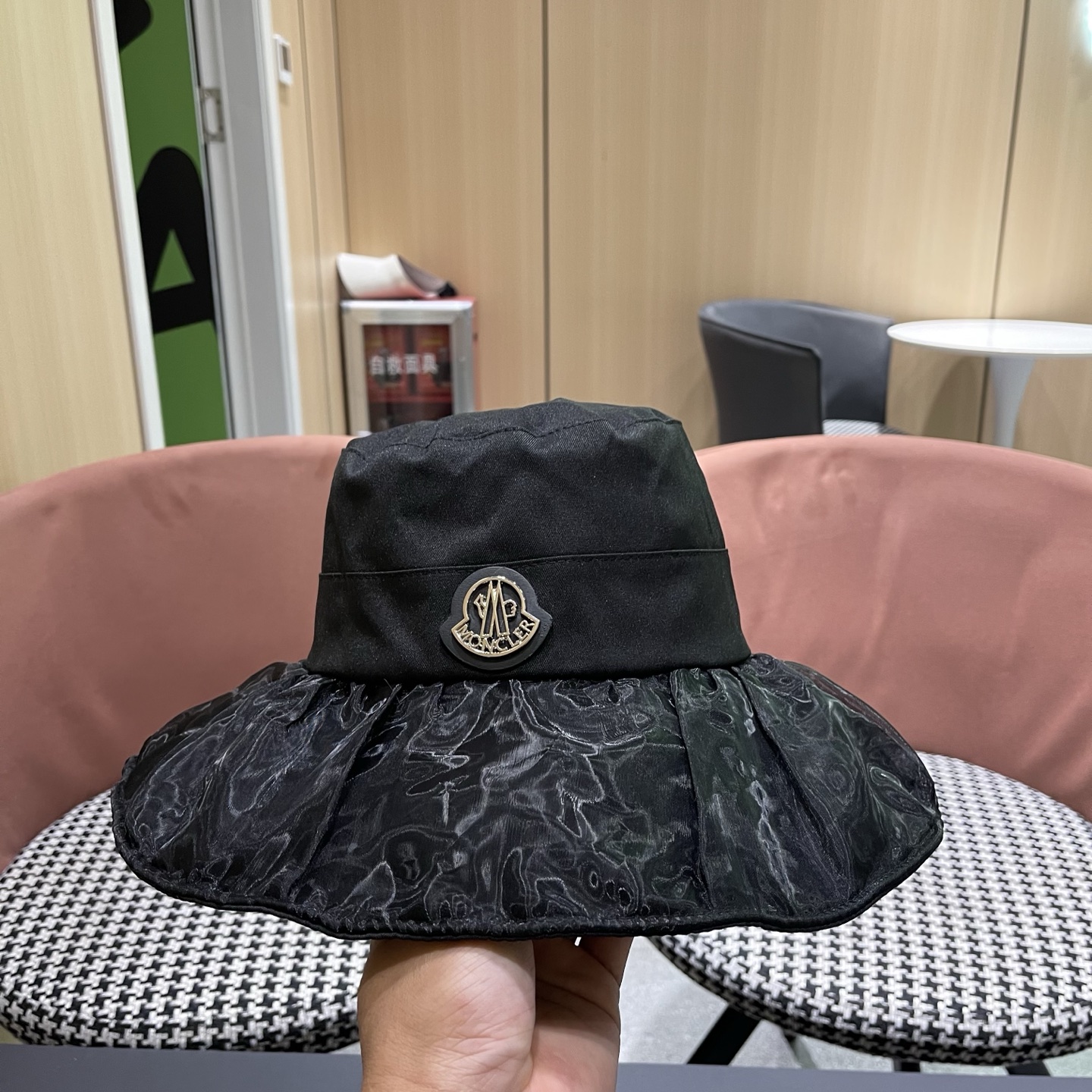 MONCLER（蒙口）春夏百搭可折叠大檐防晒帽女透气遮阳帽户外出游休闲渔夫帽显脸小