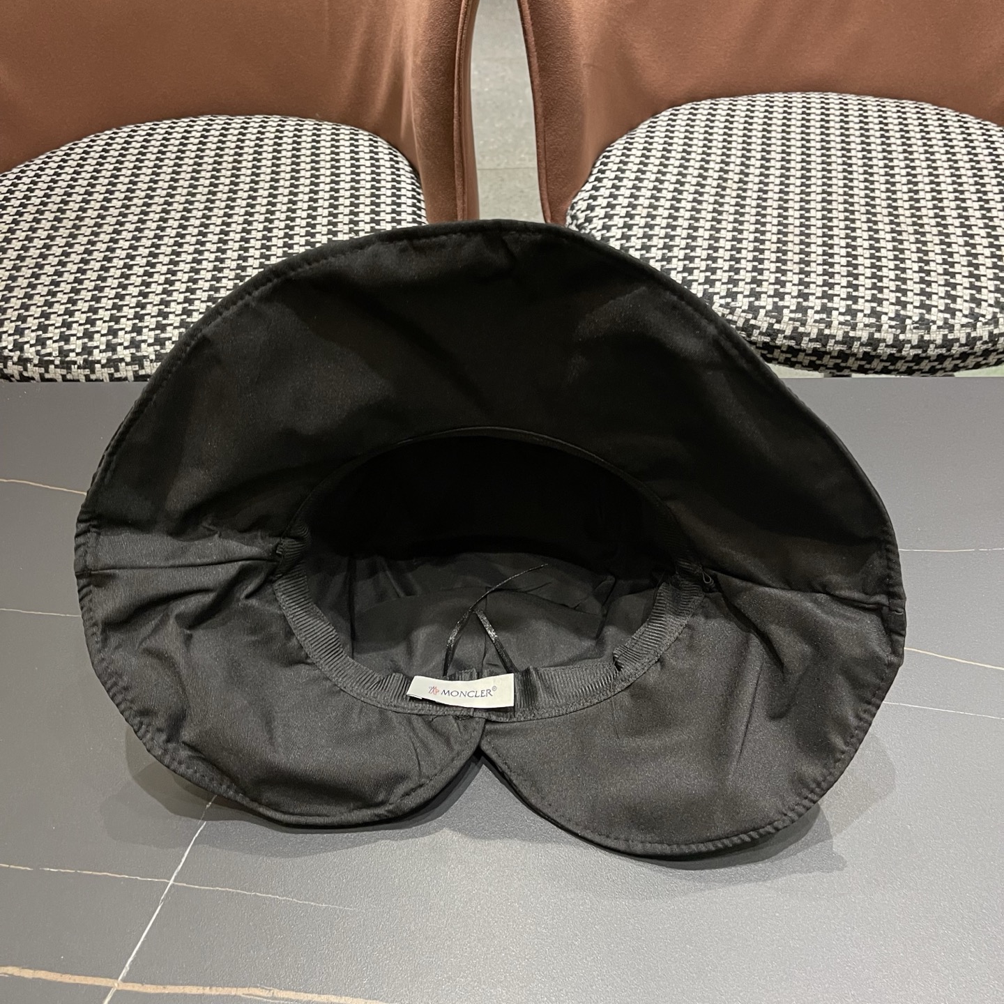 MONCLER（蒙口）春夏百搭可折叠大檐防晒帽女透气遮阳帽户外出游休闲渔夫帽显脸小