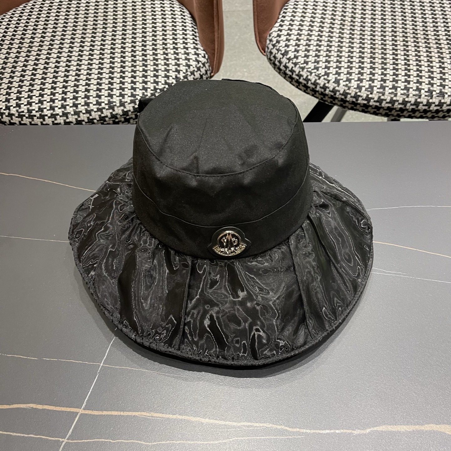 MONCLER（蒙口）春夏百搭可折叠大檐防晒帽女透气遮阳帽户外出游休闲渔夫帽显脸小