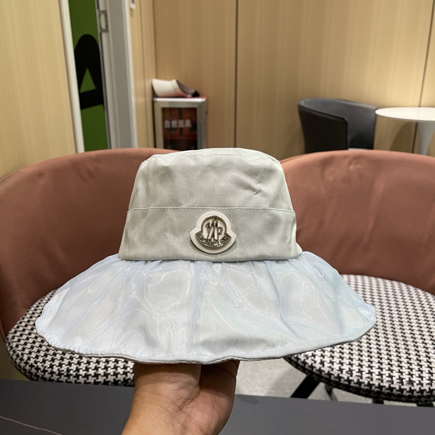 MONCLER（蒙口）春夏百搭可折叠大檐防晒帽女透气遮阳帽户外出游休闲渔夫帽显脸小