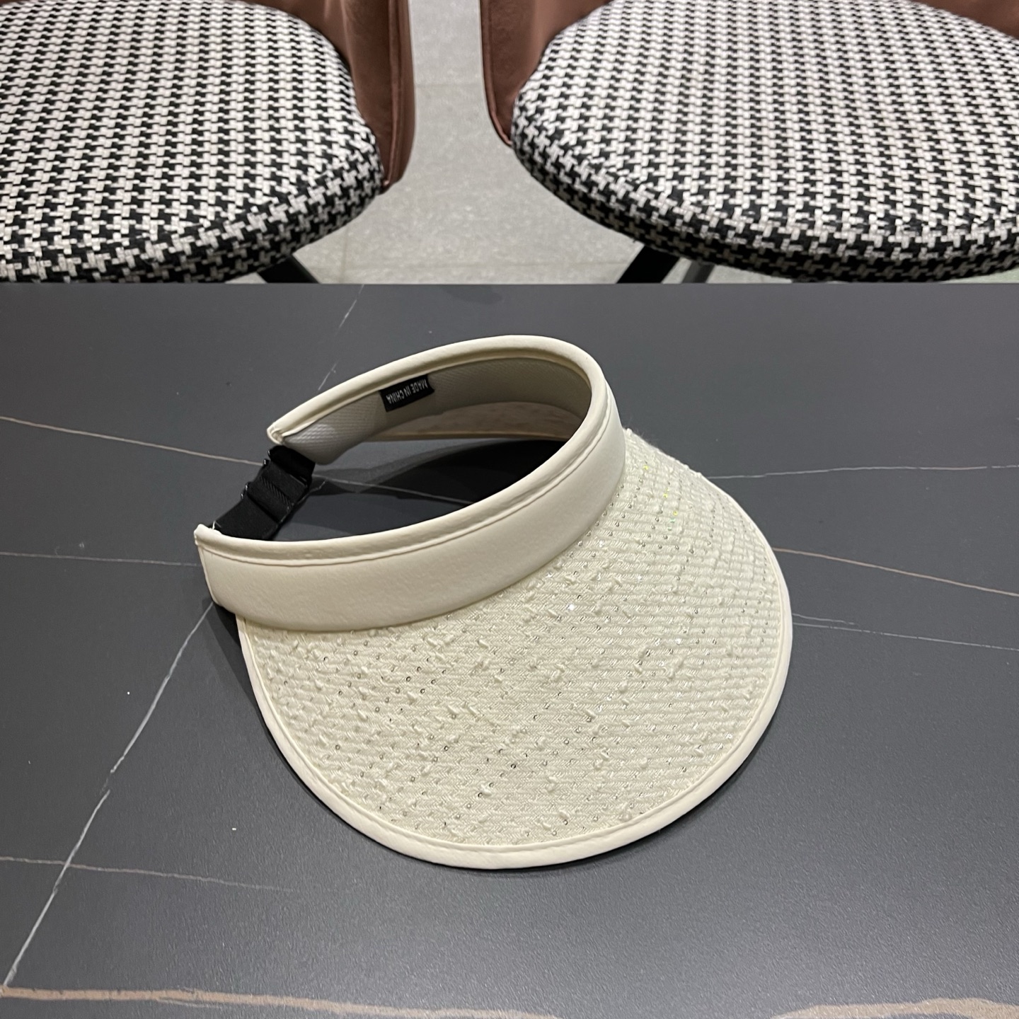 FENDI 芬迪 防晒帽子女春夏户外太阳帽防紫外线遮阳空顶帽大檐骑行发箍贝壳帽