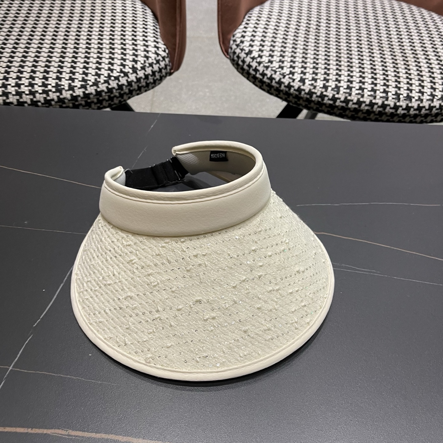 FENDI 芬迪 防晒帽子女春夏户外太阳帽防紫外线遮阳空顶帽大檐骑行发箍贝壳帽