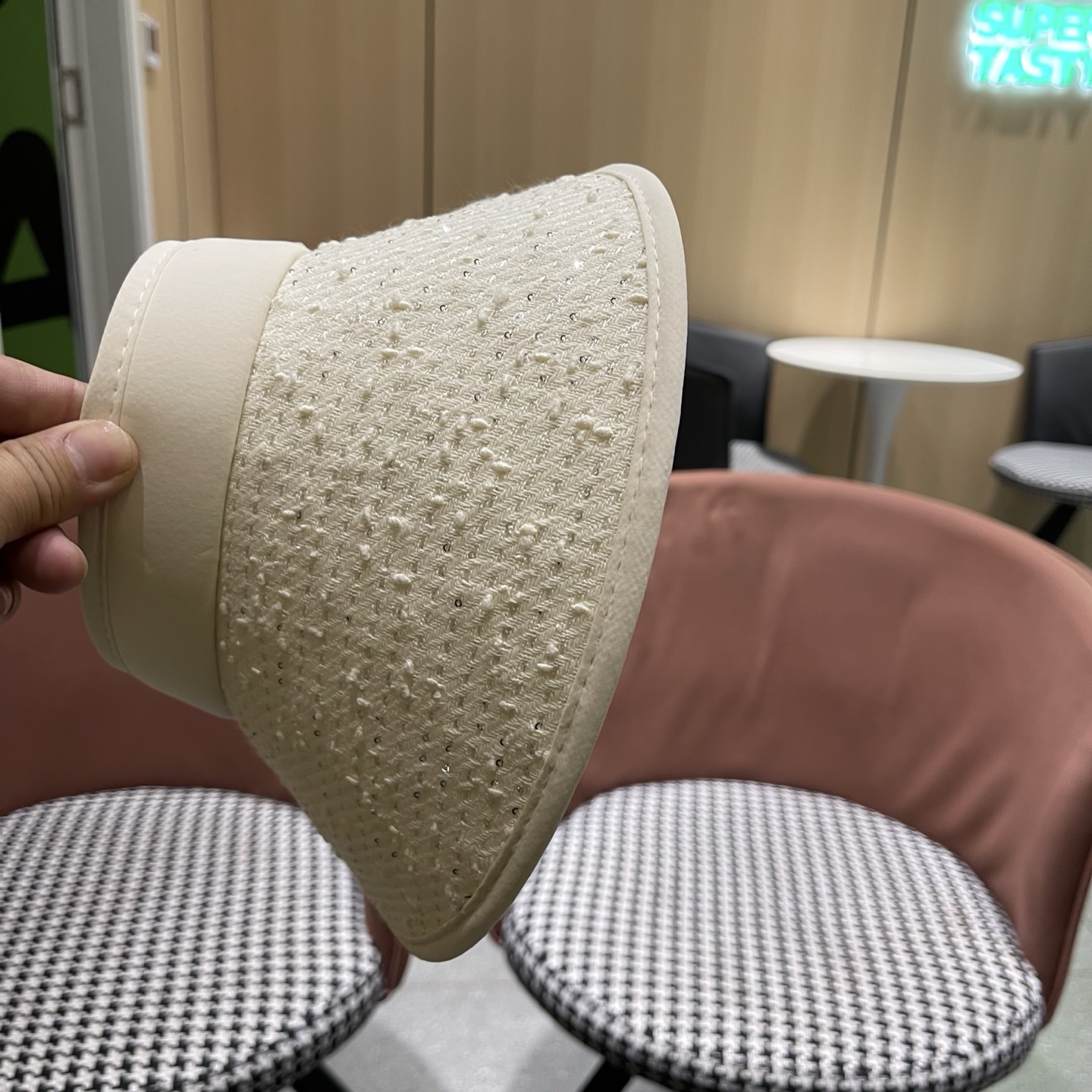 FENDI 芬迪 防晒帽子女春夏户外太阳帽防紫外线遮阳空顶帽大檐骑行发箍贝壳帽