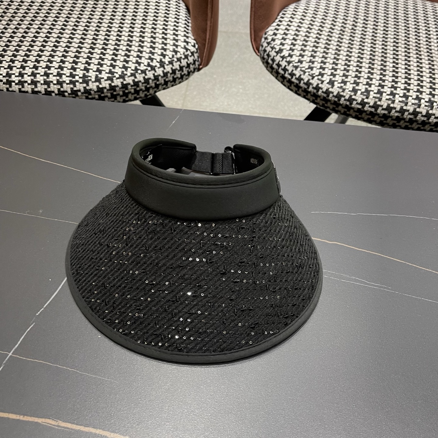 FENDI 芬迪 防晒帽子女春夏户外太阳帽防紫外线遮阳空顶帽大檐骑行发箍贝壳帽