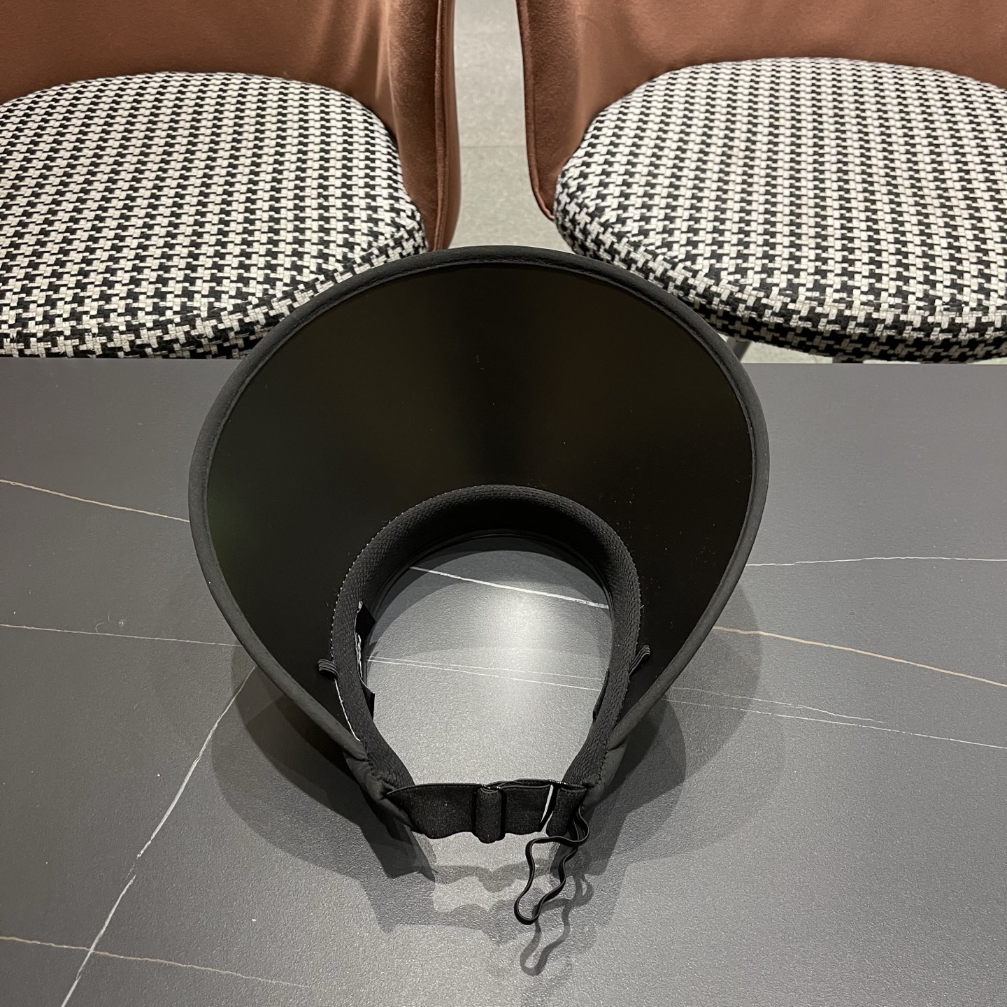 FENDI 芬迪 防晒帽子女春夏户外太阳帽防紫外线遮阳空顶帽大檐骑行发箍贝壳帽