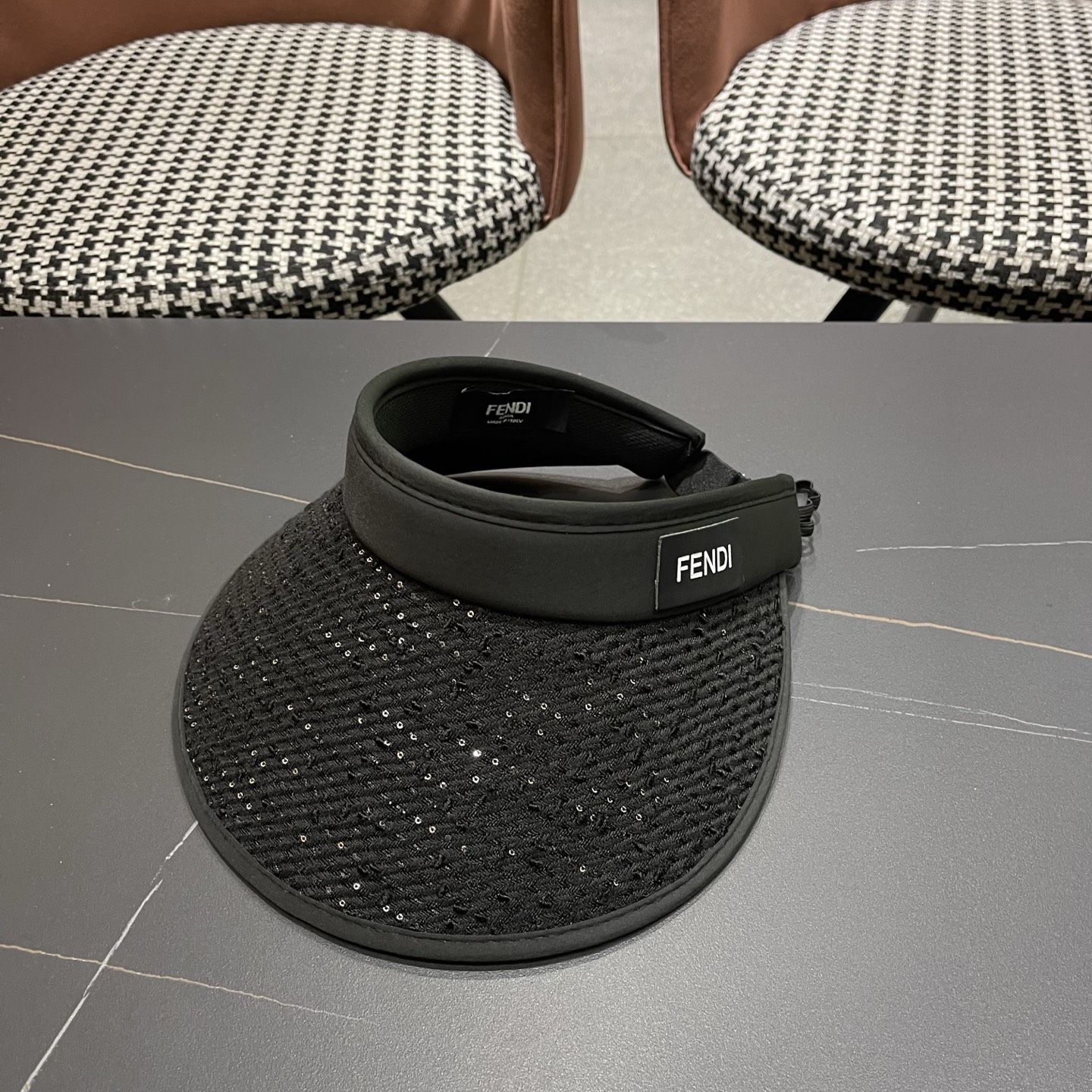 FENDI 芬迪 防晒帽子女春夏户外太阳帽防紫外线遮阳空顶帽大檐骑行发箍贝壳帽