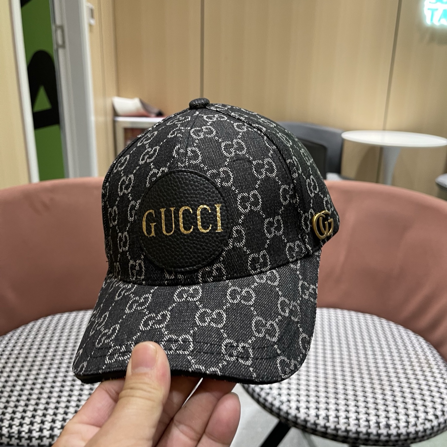 Gucci(古奇)最新原单棒球帽专柜1:1开模订制轻盈透气四季百搭男女适用，基础头围56，贴片可调节。