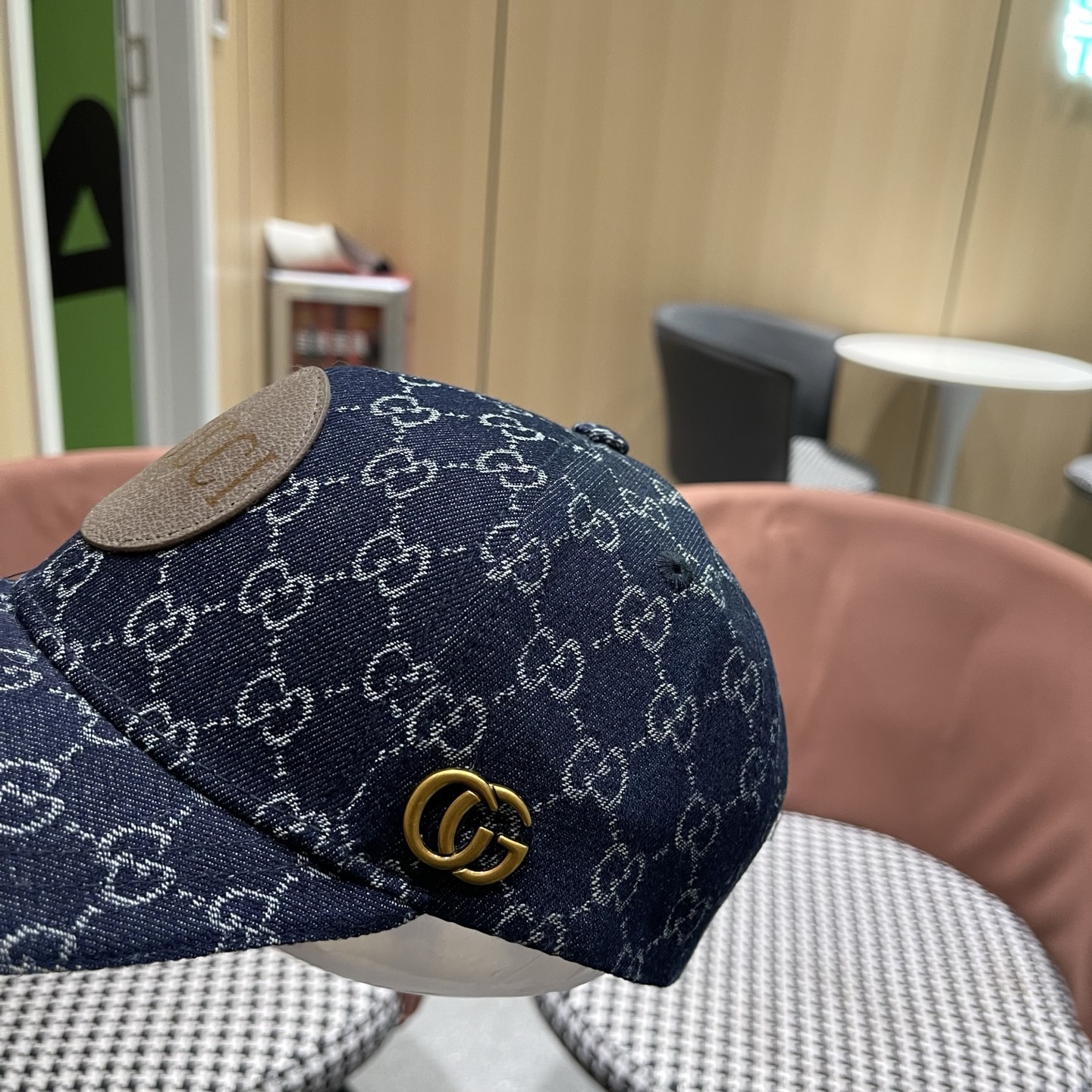 Gucci(古奇)最新原单棒球帽专柜1:1开模订制轻盈透气四季百搭男女适用，基础头围56，贴片可调节。