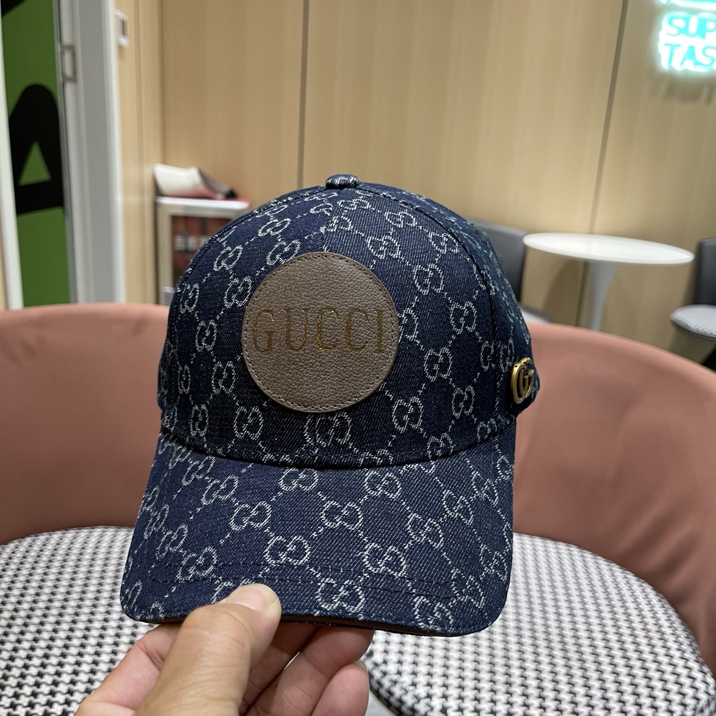 Gucci(古奇)最新原单棒球帽专柜1:1开模订制轻盈透气四季百搭男女适用，基础头围56，贴片可调节。