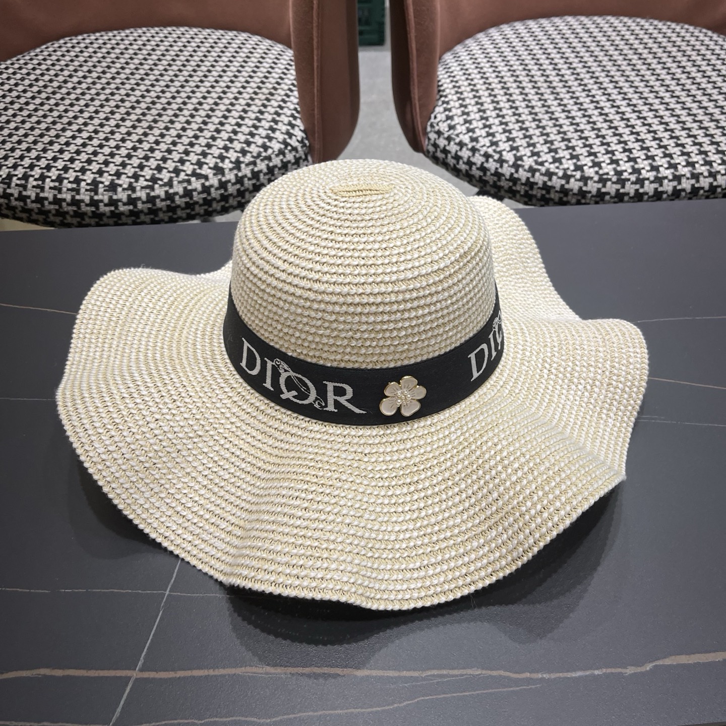 Dior迪奥 新款波浪形草帽女夏季海边度假大帽檐沙滩遮阳太阳帽子