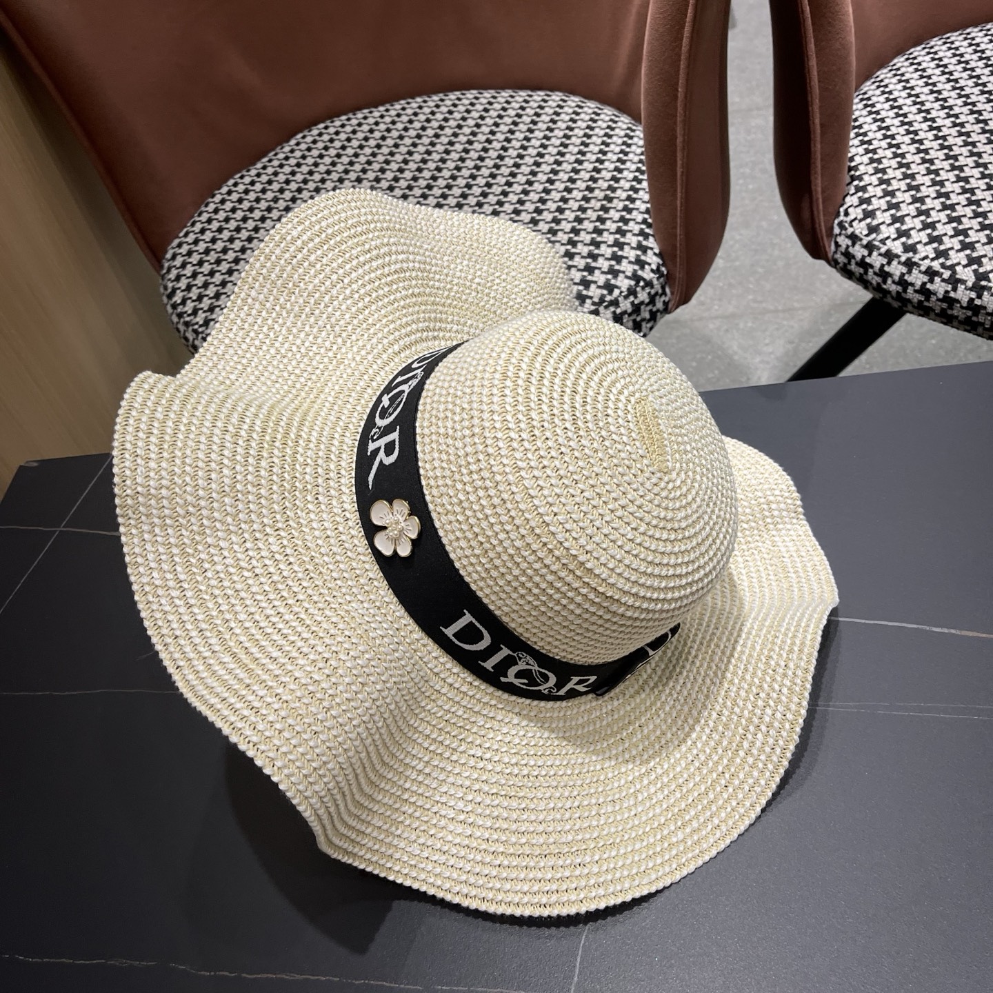 Dior迪奥 新款波浪形草帽女夏季海边度假大帽檐沙滩遮阳太阳帽子