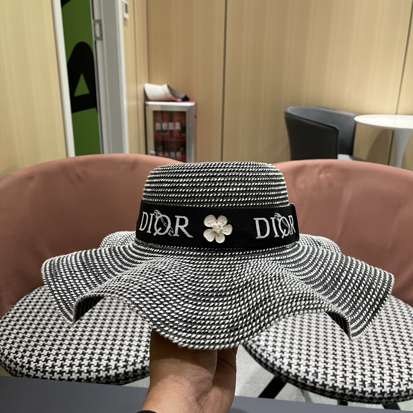 Dior迪奥 新款波浪形草帽女夏季海边度假大帽檐沙滩遮阳太阳帽子