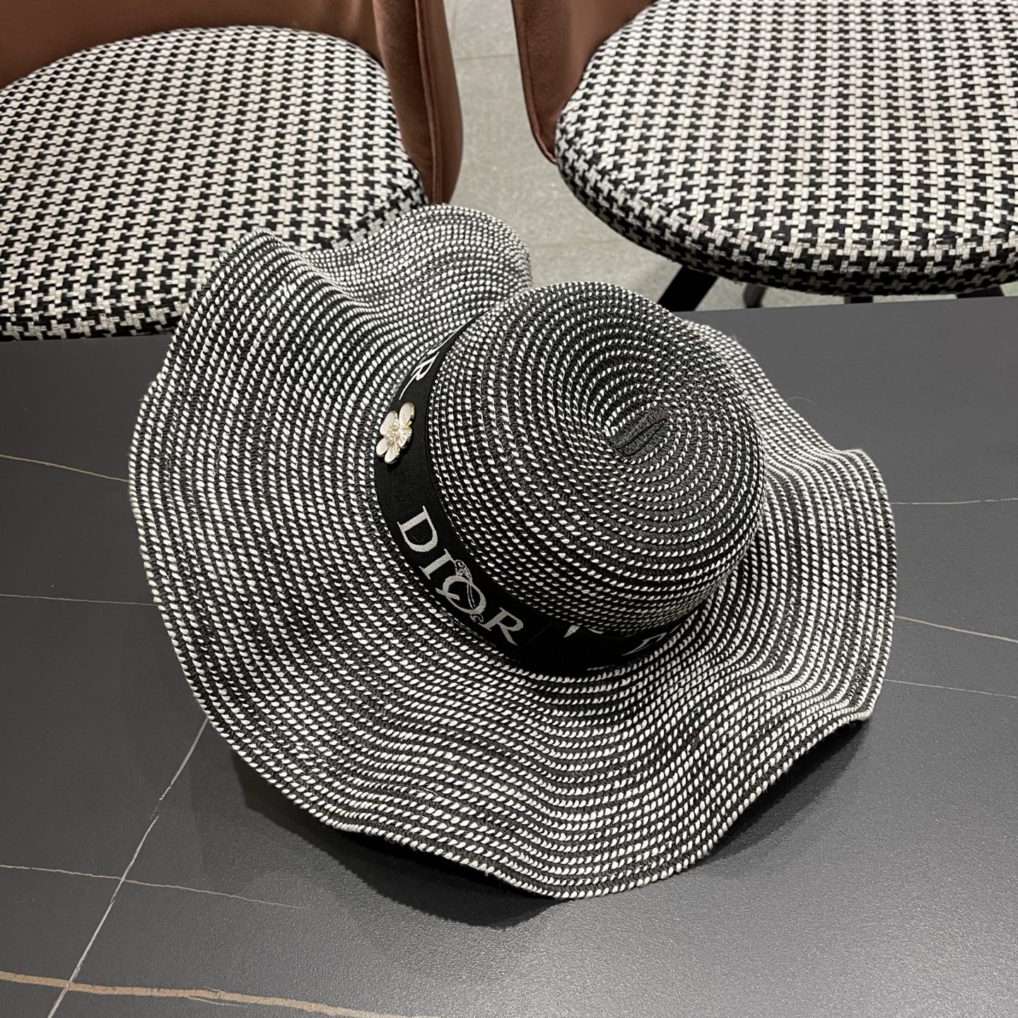 Dior迪奥 新款波浪形草帽女夏季海边度假大帽檐沙滩遮阳太阳帽子