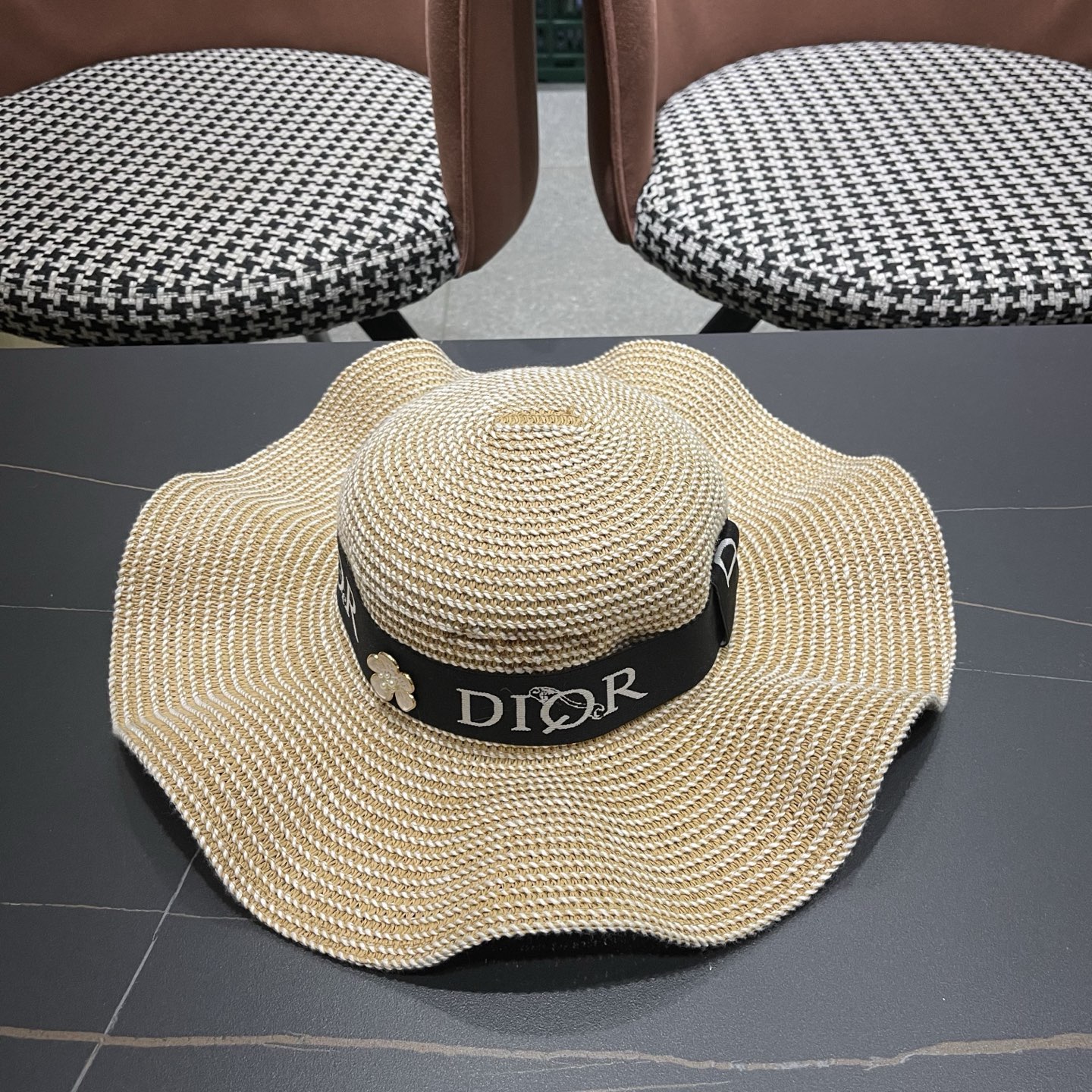 Dior迪奥 新款波浪形草帽女夏季海边度假大帽檐沙滩遮阳太阳帽子