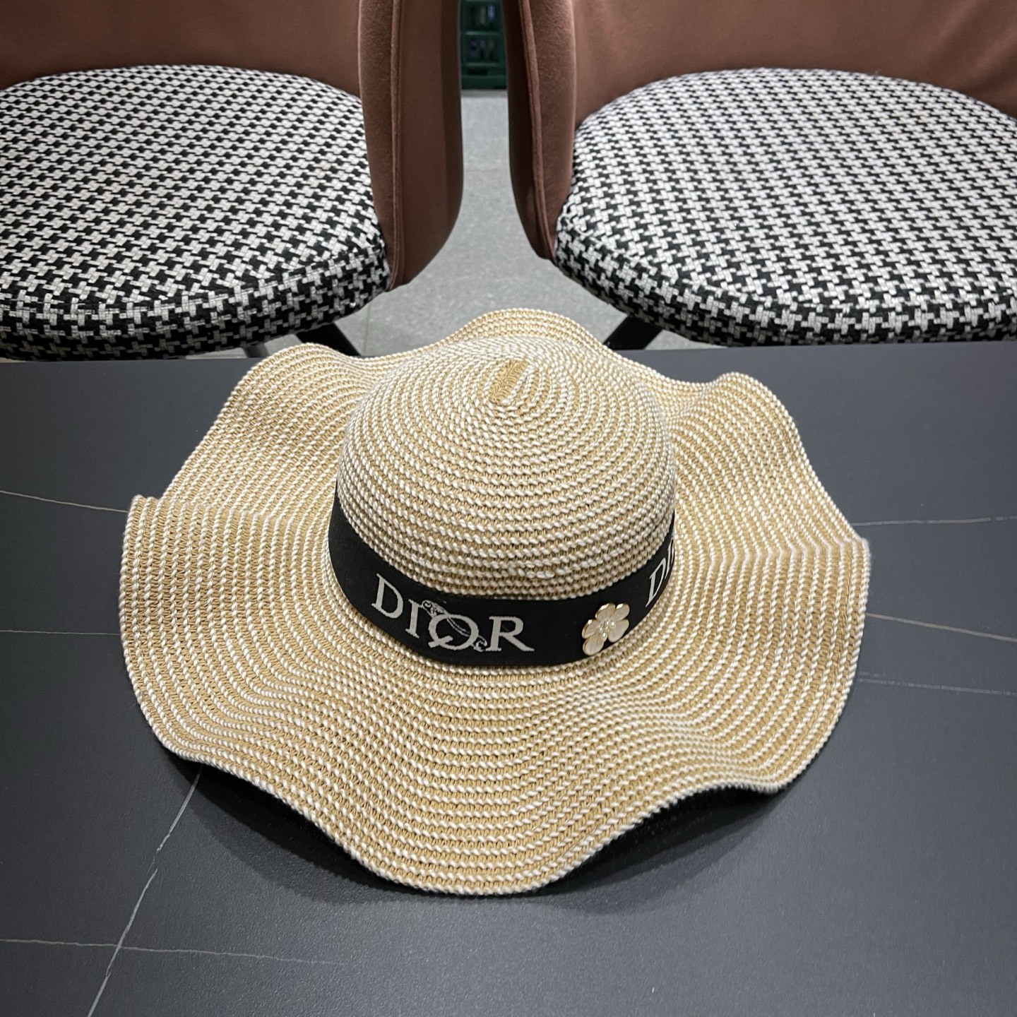 Dior迪奥 新款波浪形草帽女夏季海边度假大帽檐沙滩遮阳太阳帽子