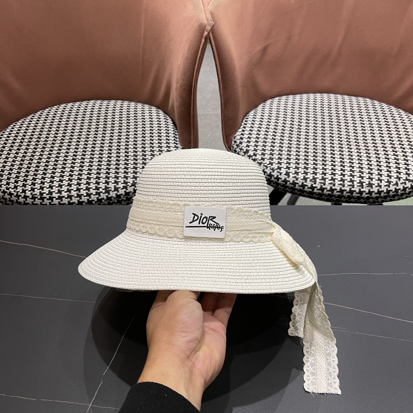 Dior迪奥 新款沙滩草帽女春夏韩版蕾丝蝴蝶结海边遮阳帽透气防晒帽