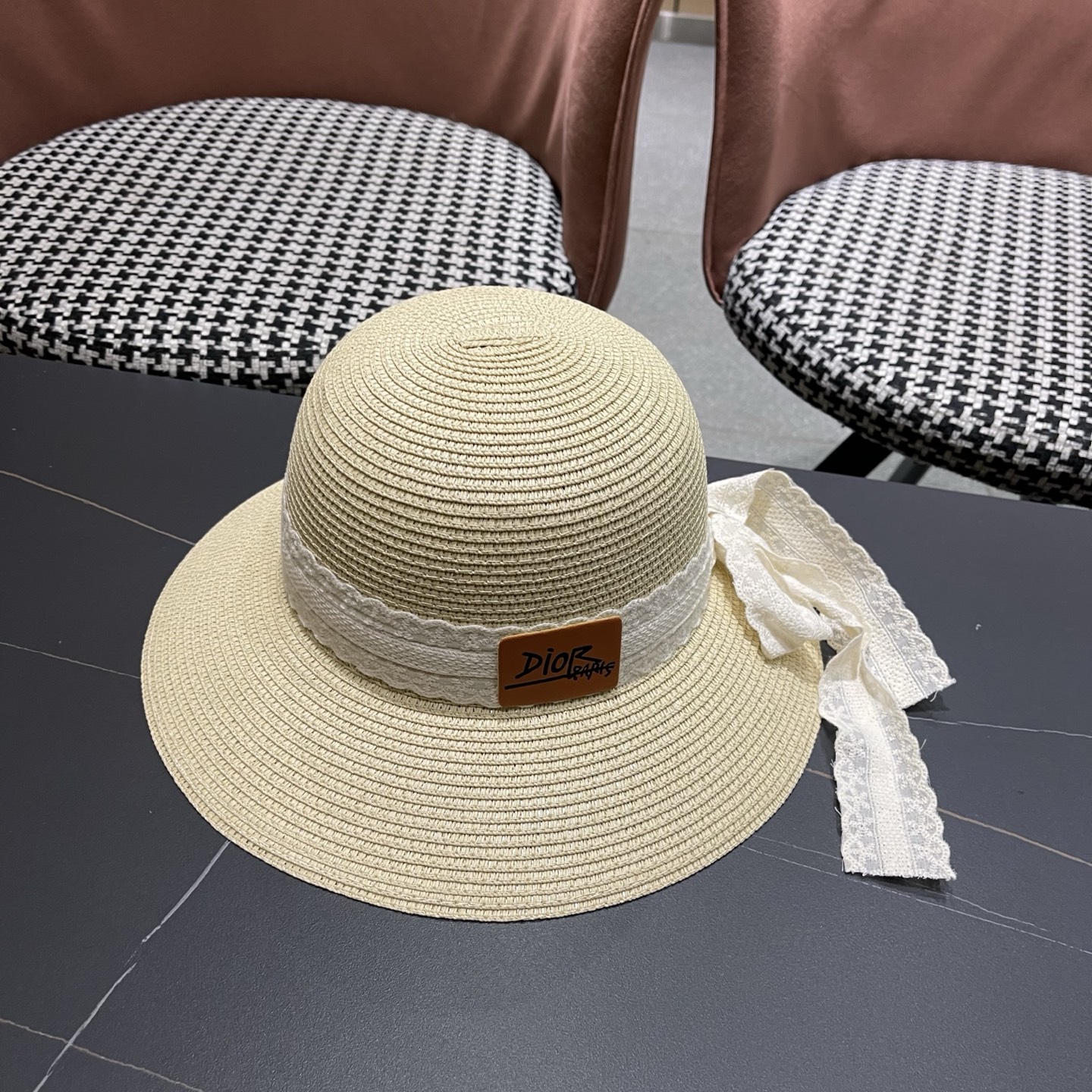 Dior迪奥 新款沙滩草帽女春夏韩版蕾丝蝴蝶结海边遮阳帽透气防晒帽