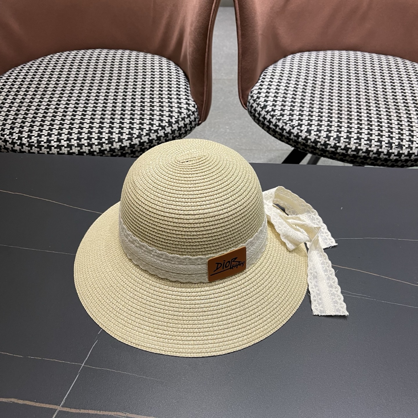 Dior迪奥 新款沙滩草帽女春夏韩版蕾丝蝴蝶结海边遮阳帽透气防晒帽