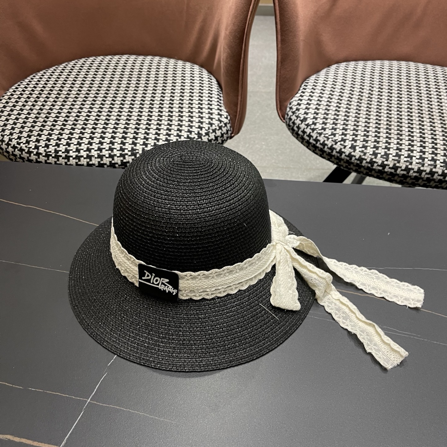 Dior迪奥 新款沙滩草帽女春夏韩版蕾丝蝴蝶结海边遮阳帽透气防晒帽