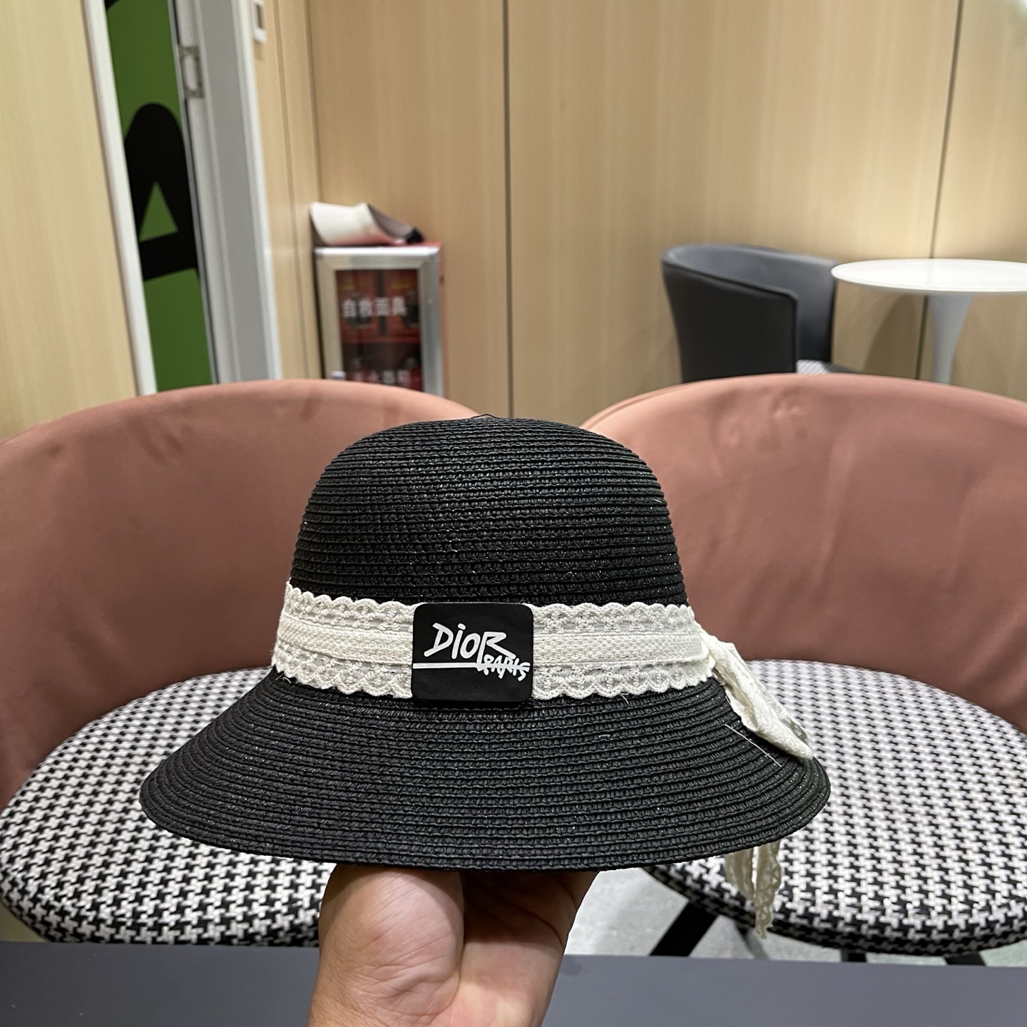 Dior迪奥 新款沙滩草帽女春夏韩版蕾丝蝴蝶结海边遮阳帽透气防晒帽